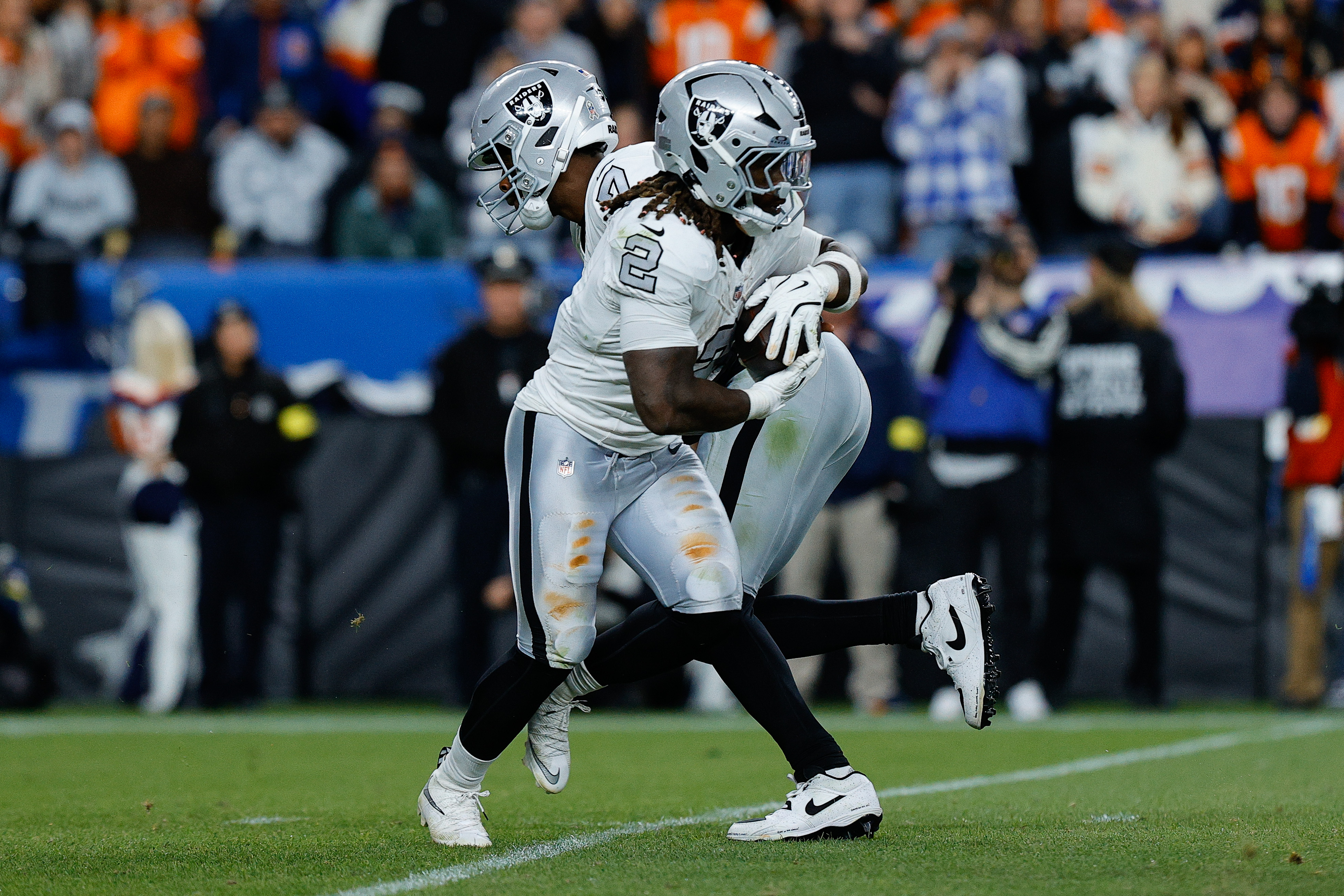 Cowboys vs. Raiders Player Props for Monday Night Football: NFL Week 11