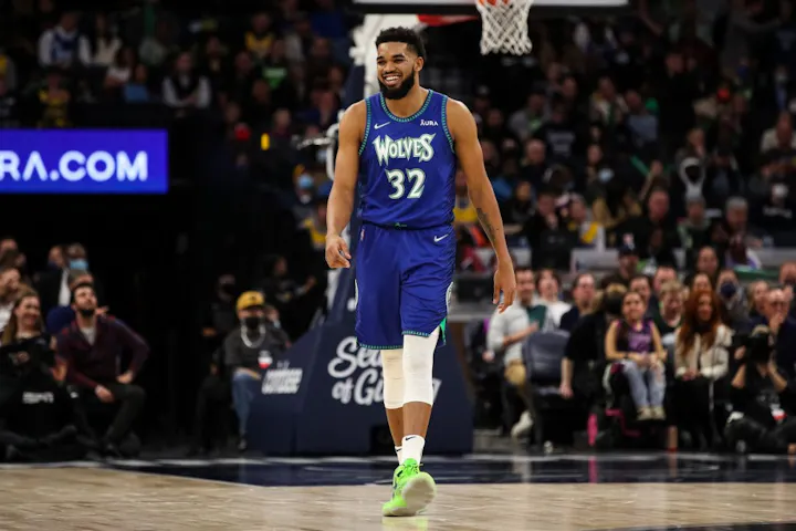 Lakers vs. Timberwolves NBA Player Props, Odds: Picks & Predictions for Thursday