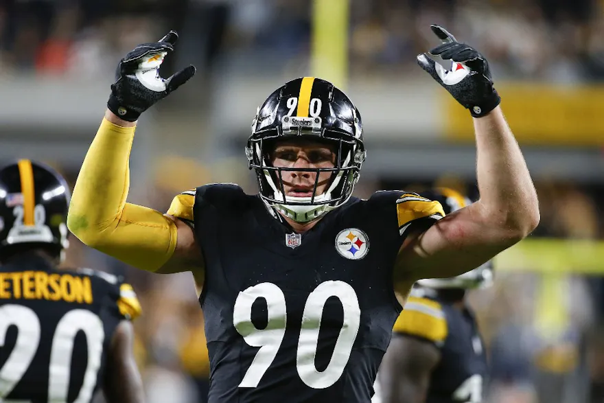 T.J. Watt of the Pittsburgh Steelers gestures to the crowd against the Cleveland Browns as we look at our Steelers-Raiders SGP picks.