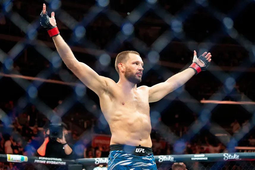 UFC Fight Night Odds & Card Info: Whittaker vs. de Ridder Latest Betting Lines