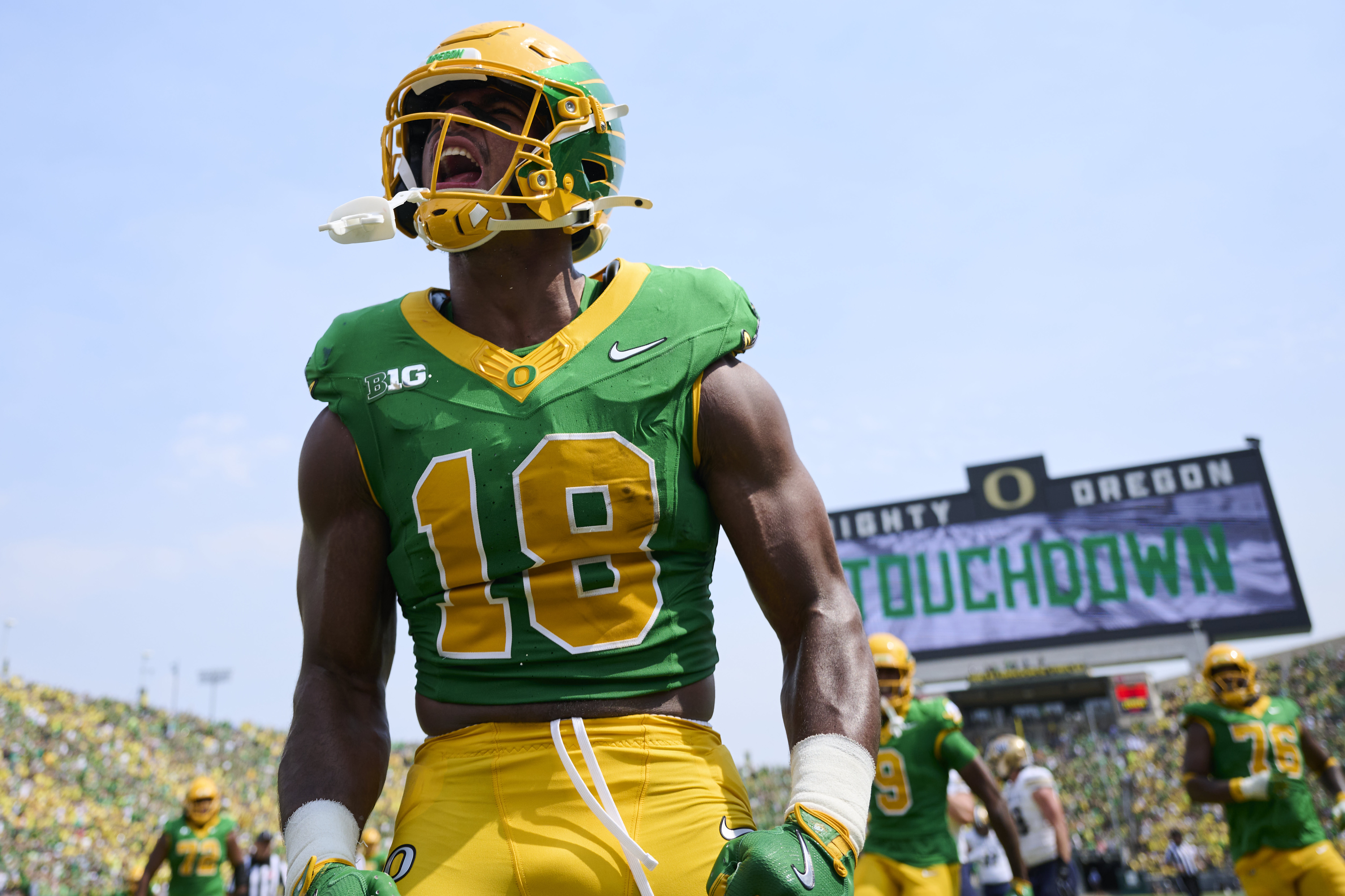Oregon tight end Kenyon Sadiq is the focus of our NFL combine 40-yard dash odds for Friday's defensive back and tight end groups.