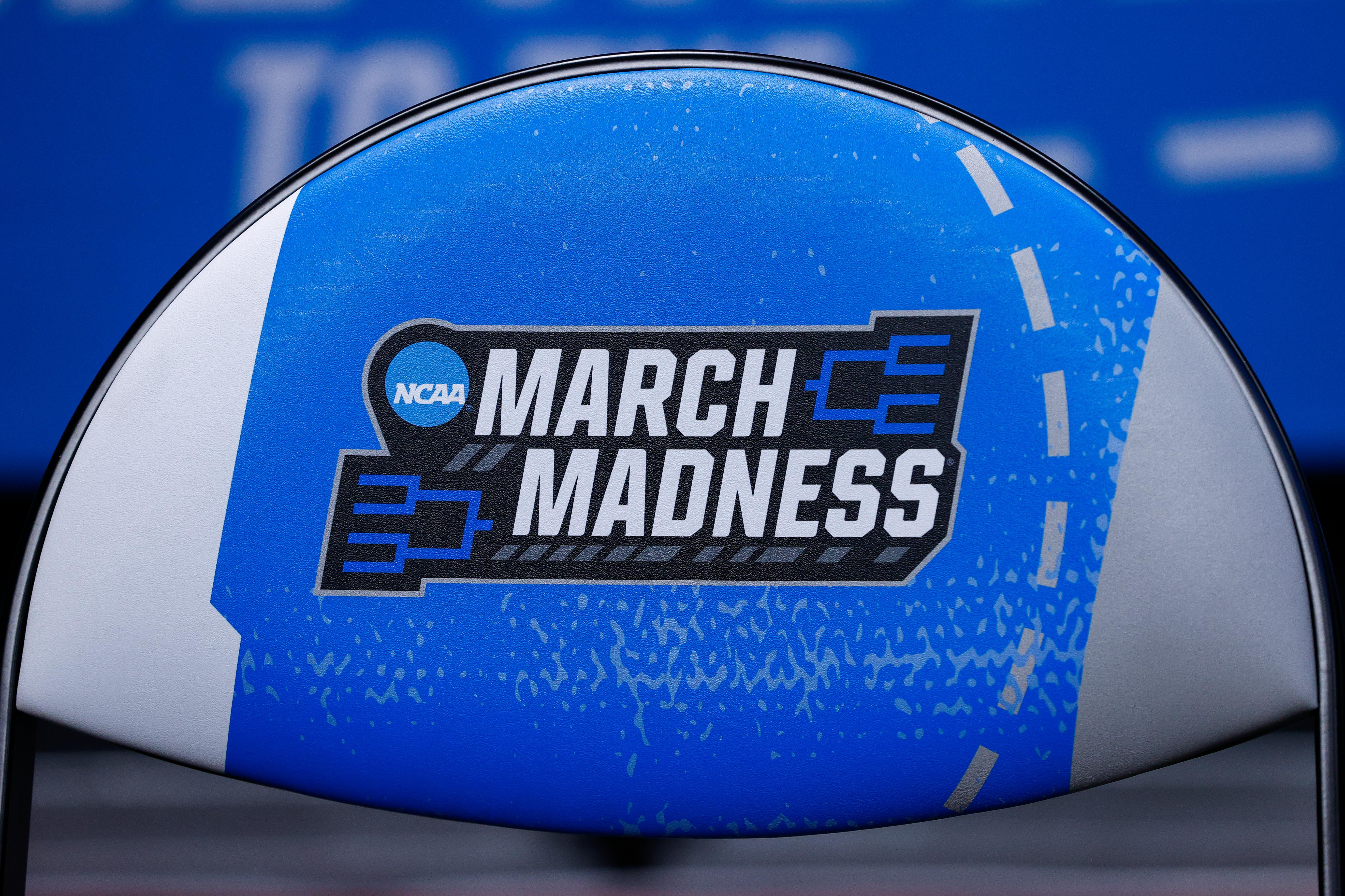 🏀 How to Fill Out a March Madness Bracket 2026: NCAA Tournament Bracket Guide
