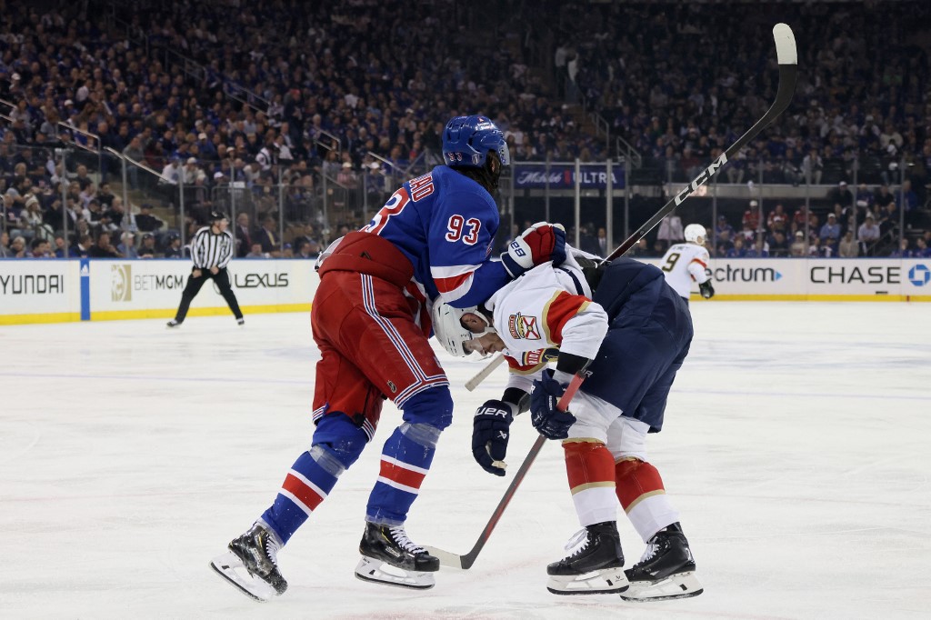 Panthers vs. Rangers Predictions & Odds: Friday's NHL Eastern Conference Final Expert Picks