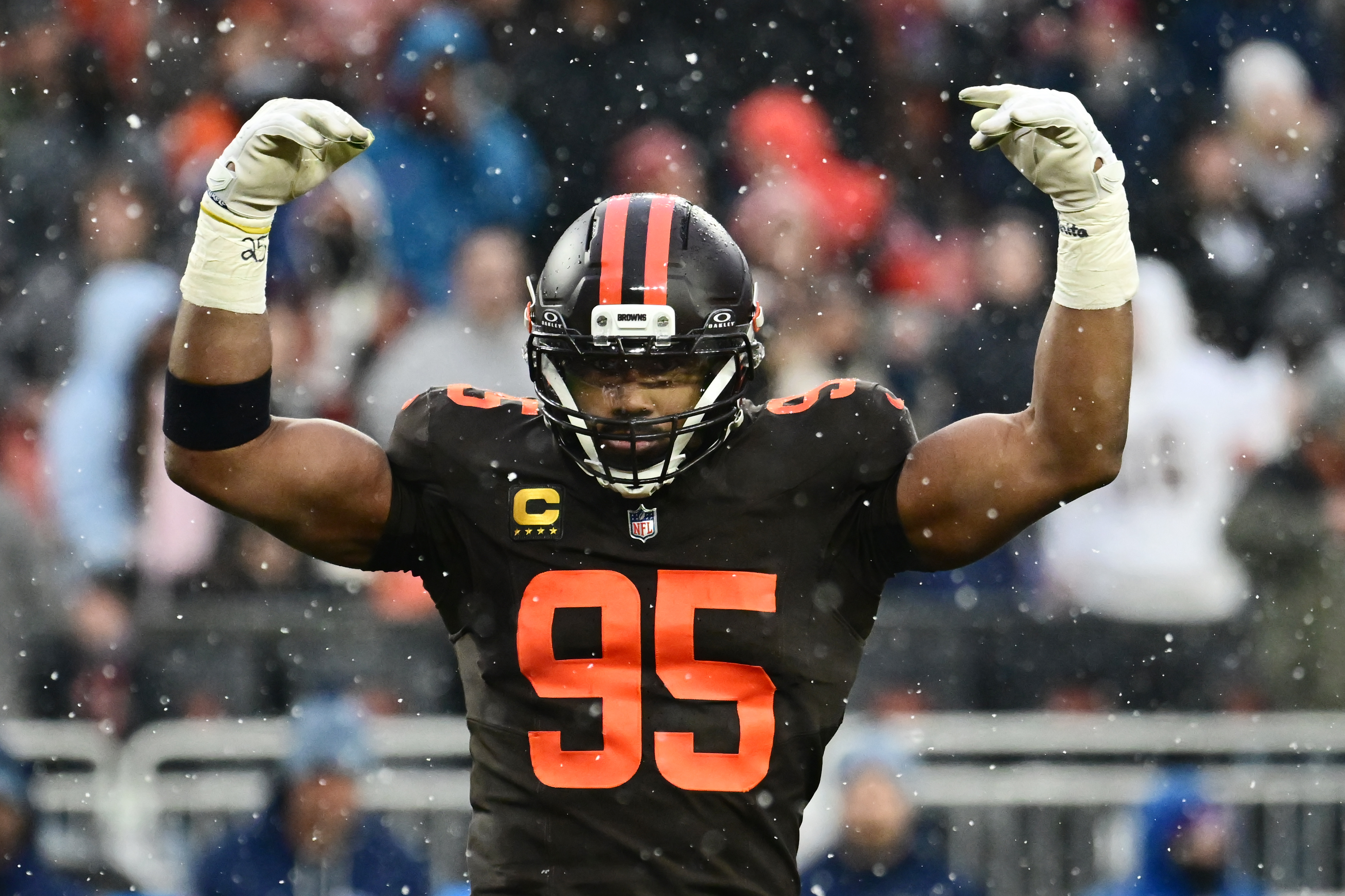 NFL Defensive Player of the Year Odds & Favorites 2025-26: Myles Garrett All But Locks Up DPOY