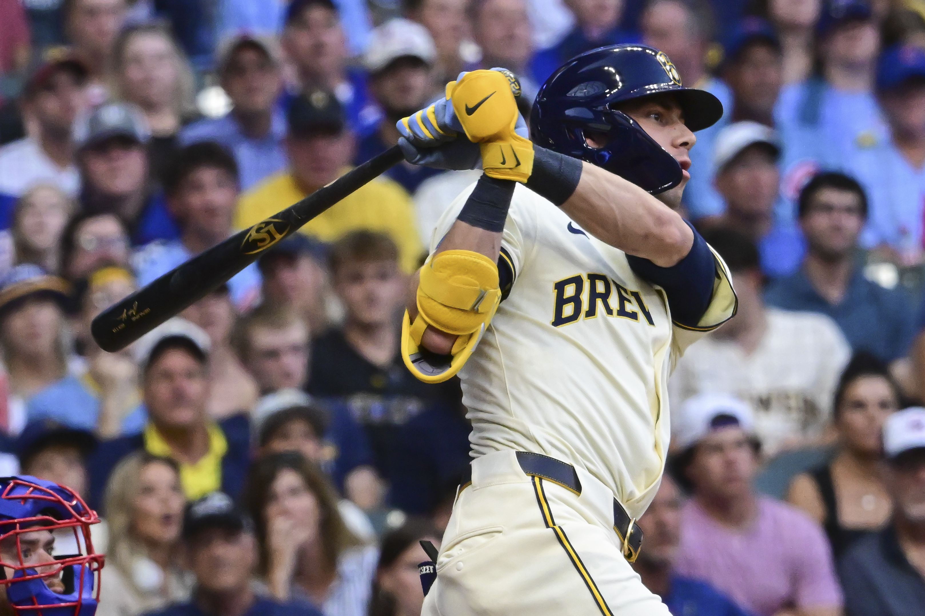 Cubs vs. Brewers Prediction, Odds & Best Bets: Milwaukee Doubles Divisional Advantage
