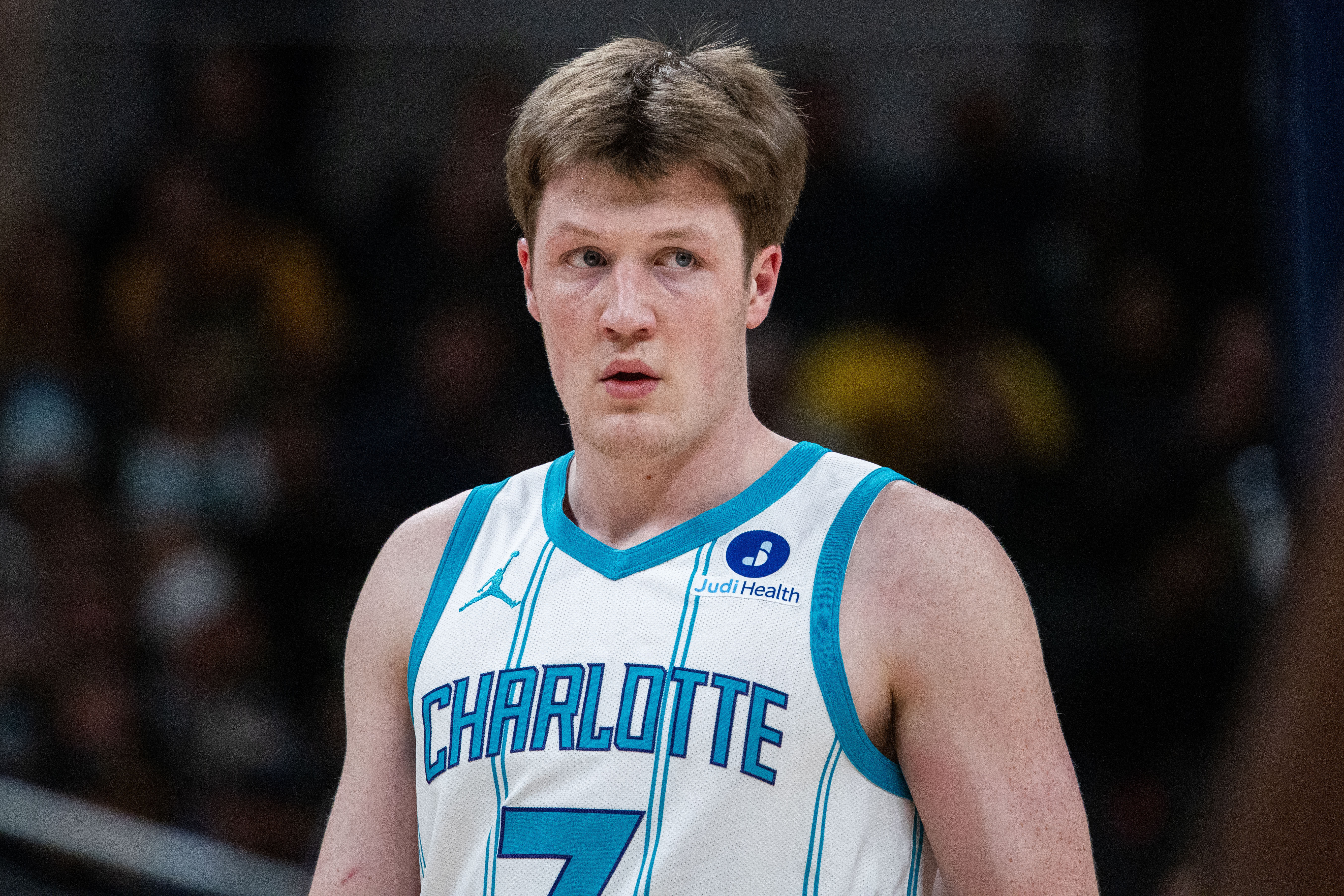 Charlotte Hornets guard Kon Knueppel (7), seen here during a game, has the second-shortest odds to win the NBA Rookie of the Year award.
