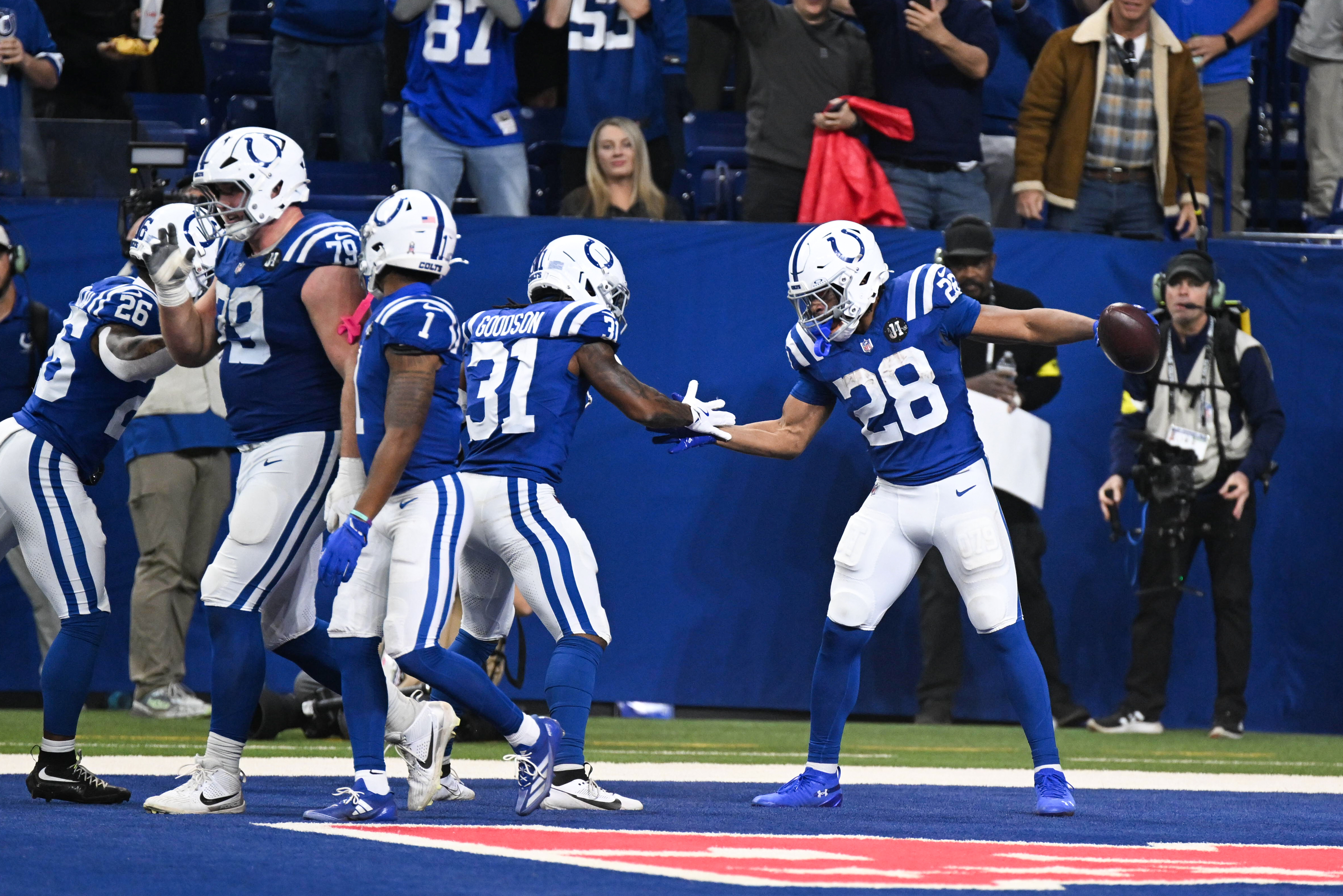 Falcons vs. Colts Prediction & Odds: NFL Week 10 Betting Preview