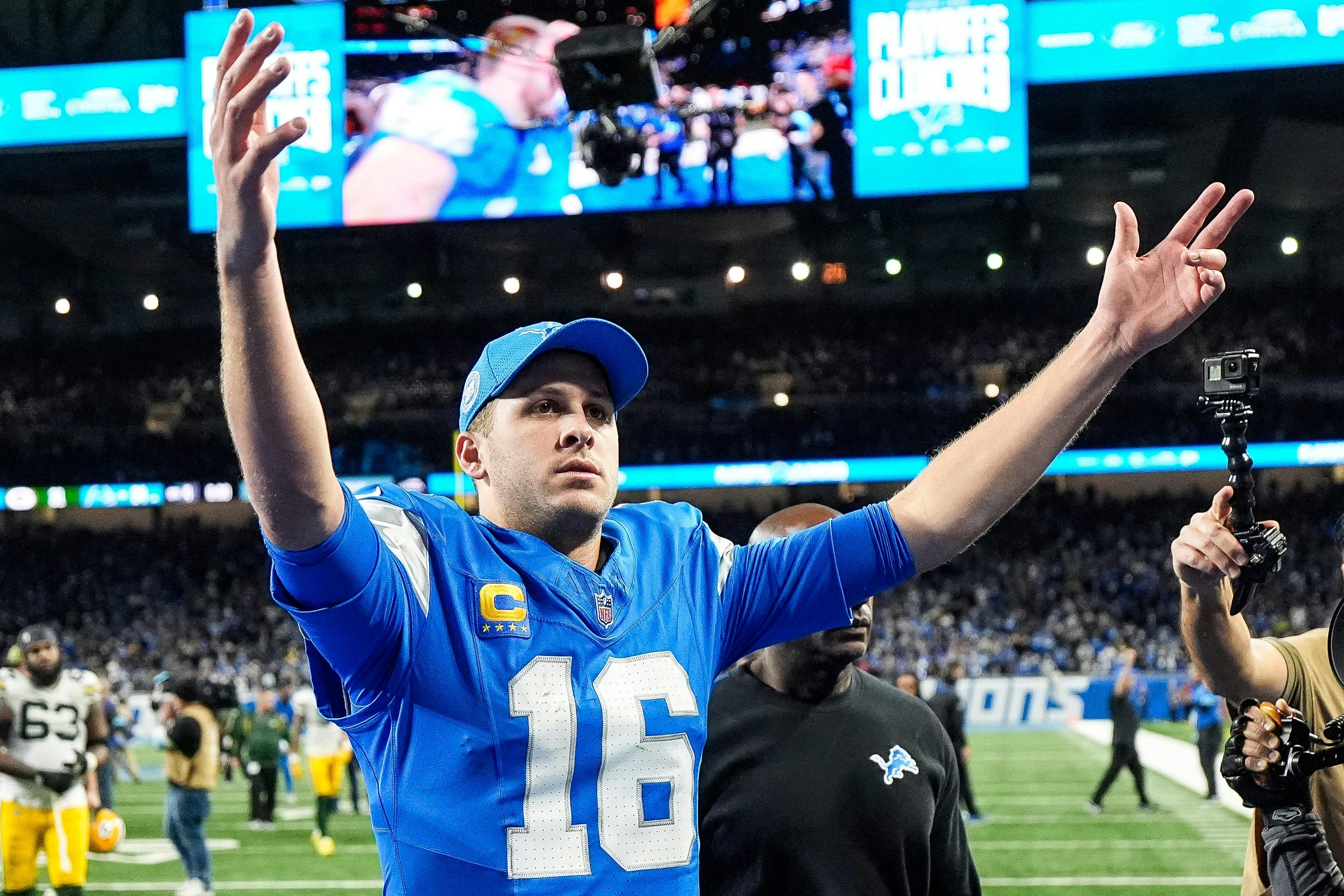 Detroit Lions quarterback Jared Goff (16) celebrates as we look at the 2025 Super Bowl odds.