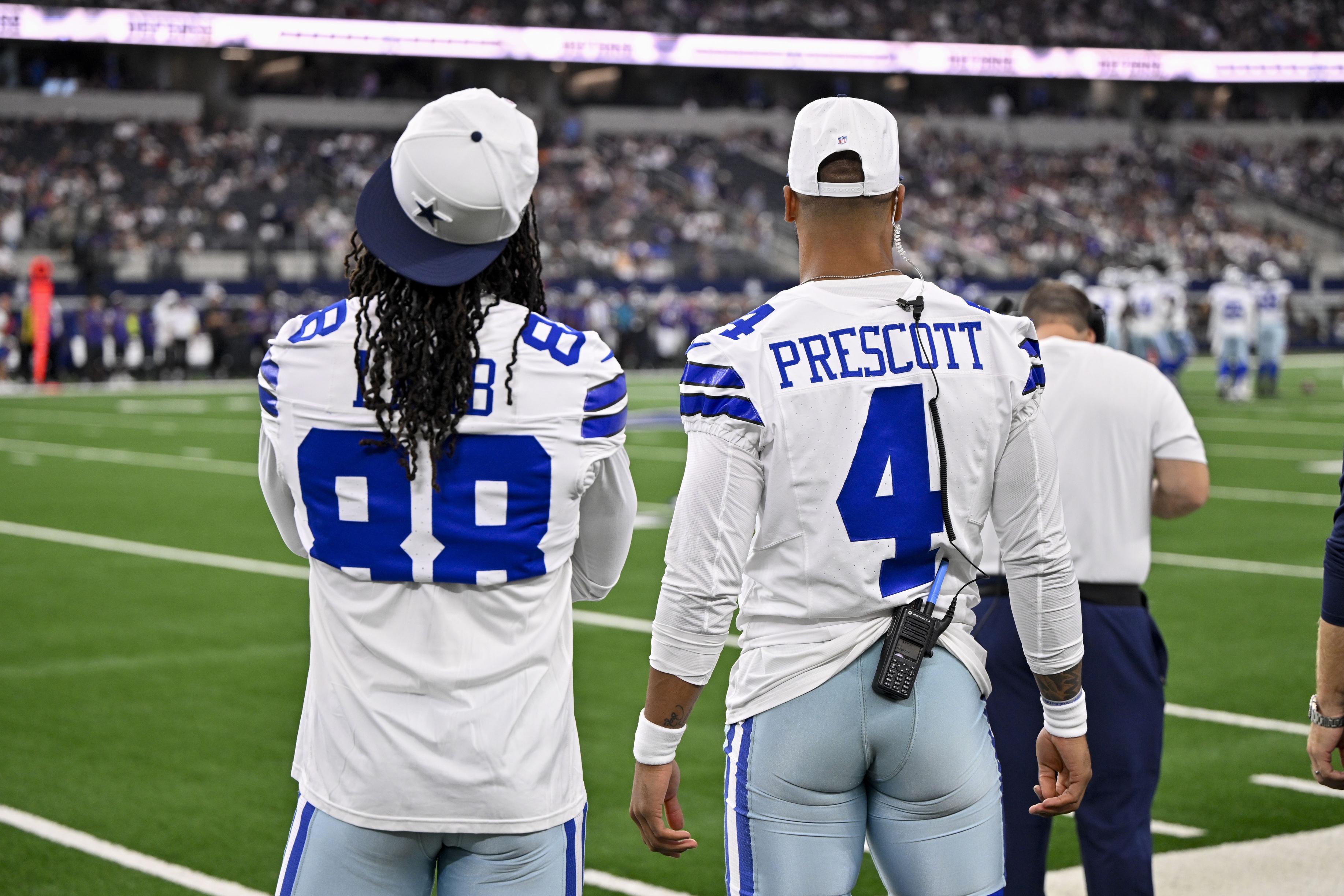 Best Cowboys vs. Bears Player Prop Bets: NFL Week 3 Odds & Expert Picks