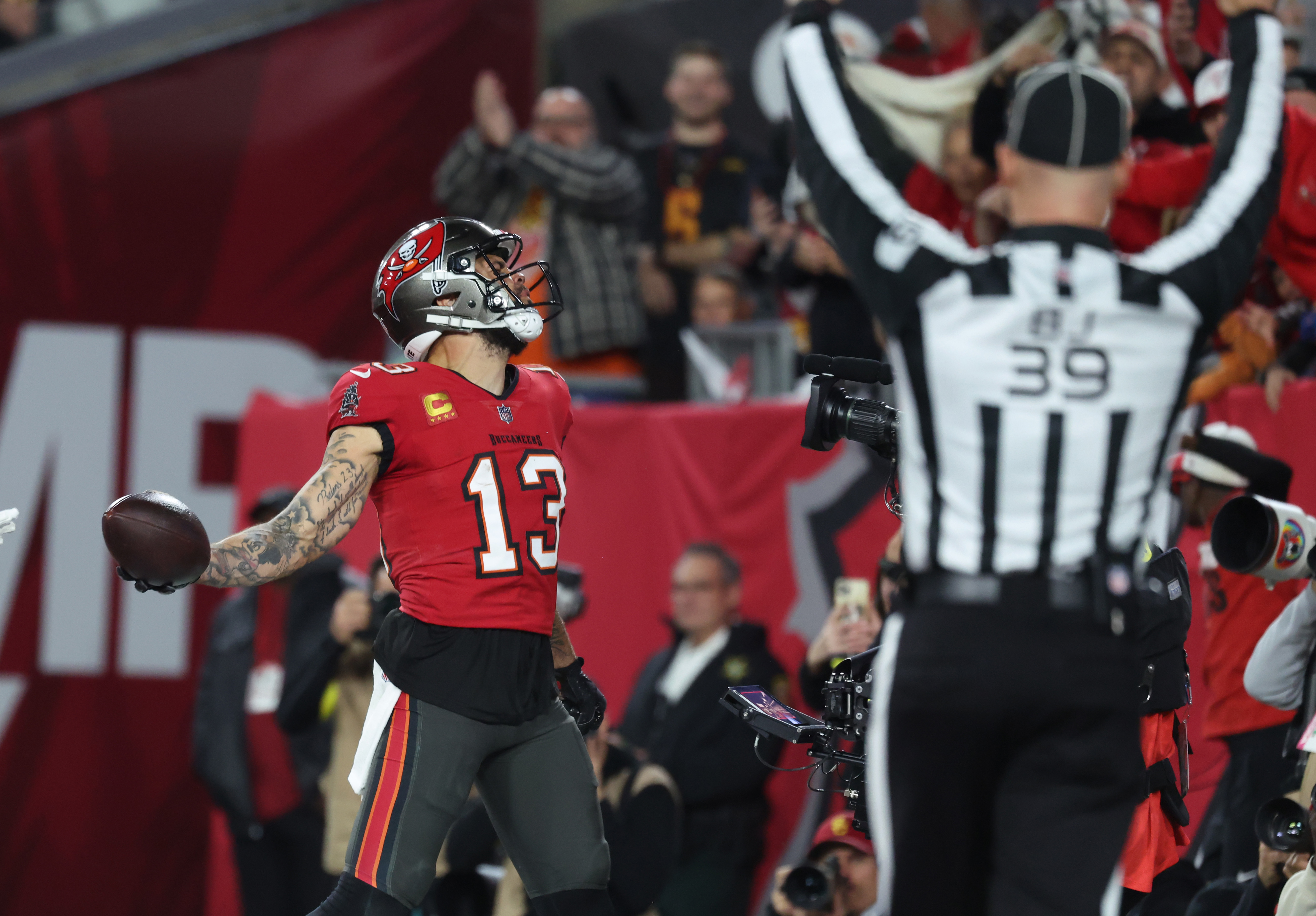 Falcons vs. Buccaneers Injury Update: Will Wirfs, Evans, London Play Thursday Night Football?