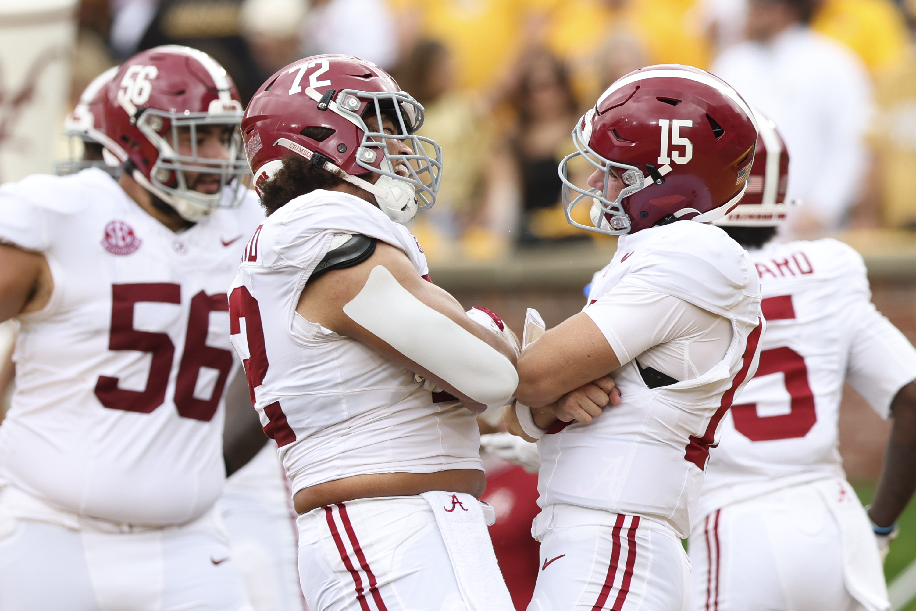 Tennessee vs. Alabama Prediction, Picks & Odds: Who'll Win in College Football Week 8?