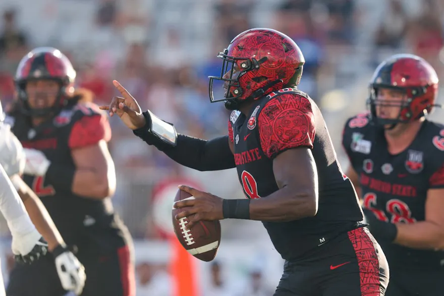Jalen Mayden #of the San Diego State Aztecs gestures to his teammates as we offer our Ohio vs. San Diego State prediction.