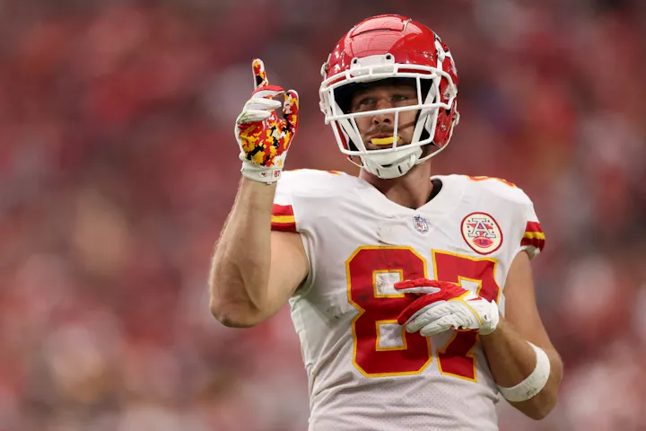 Chargers vs. Chiefs Week 2 TNF Same Game Parlay Picks: Will Kelce Erupt Again?