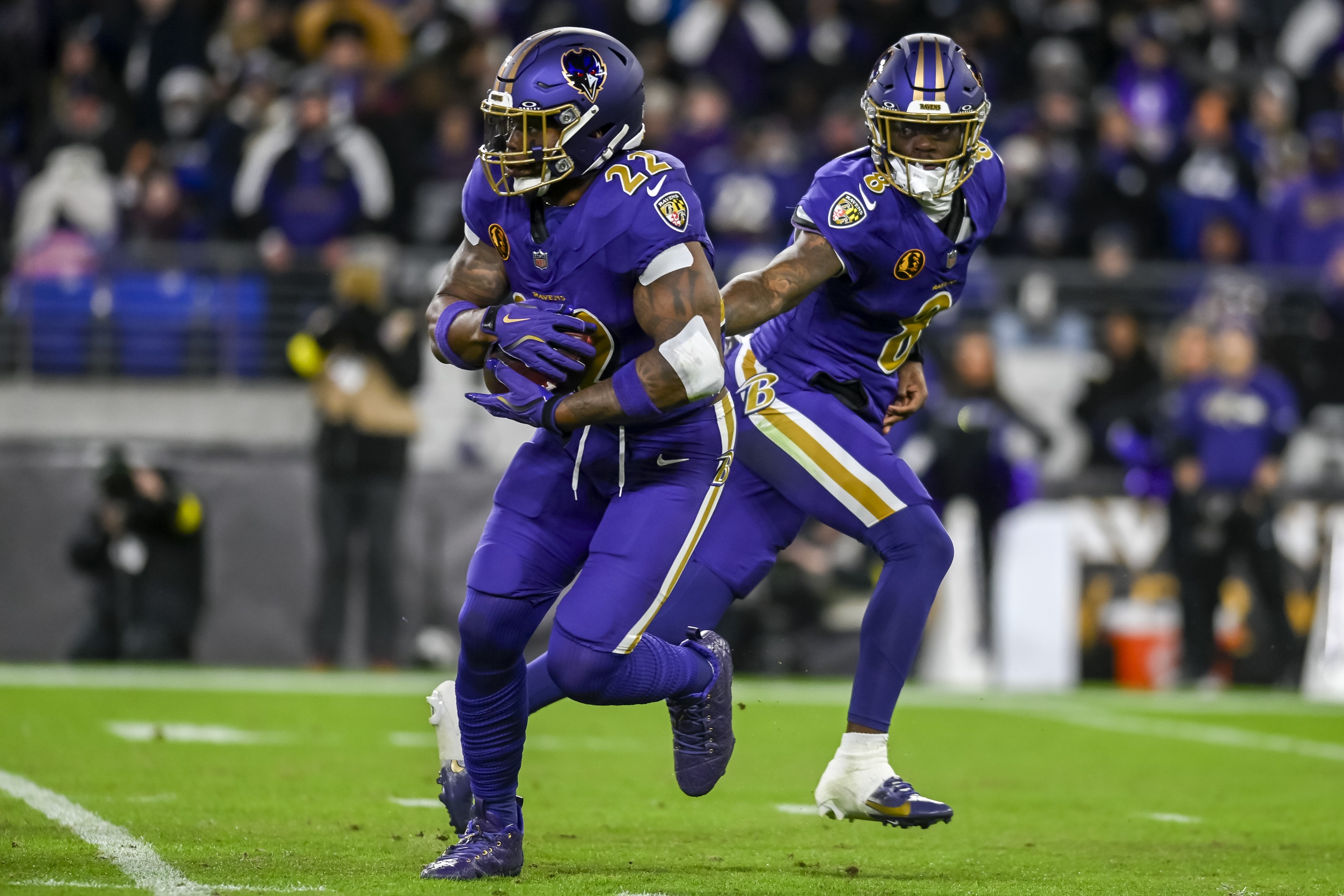  NFL Survivor Pool Picks Week 14: Survivor Strategies & Safest Pick This Week