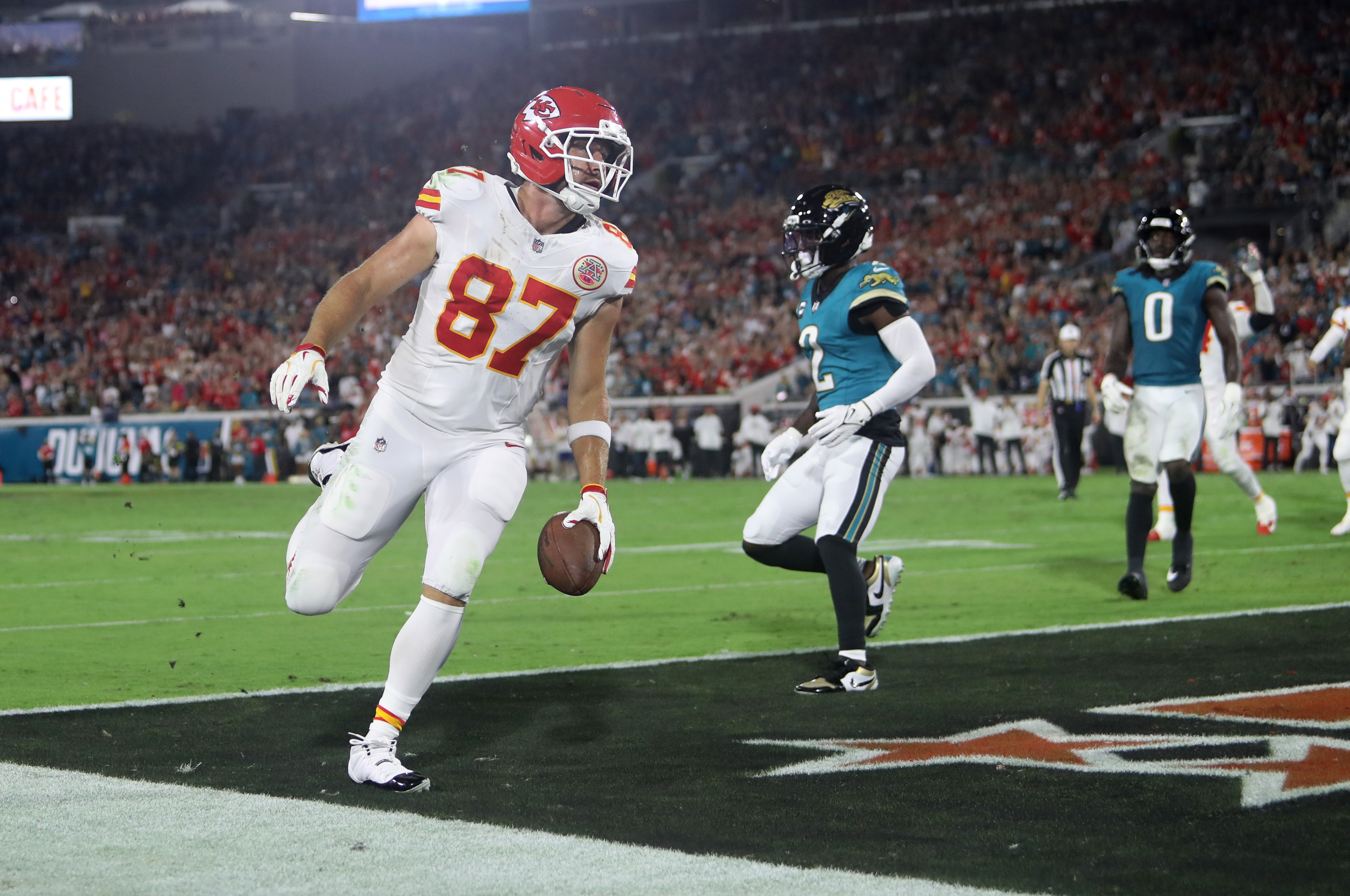 First Touchdown Scorer Predictions for Sunday Night Football: Lions vs. Chiefs
