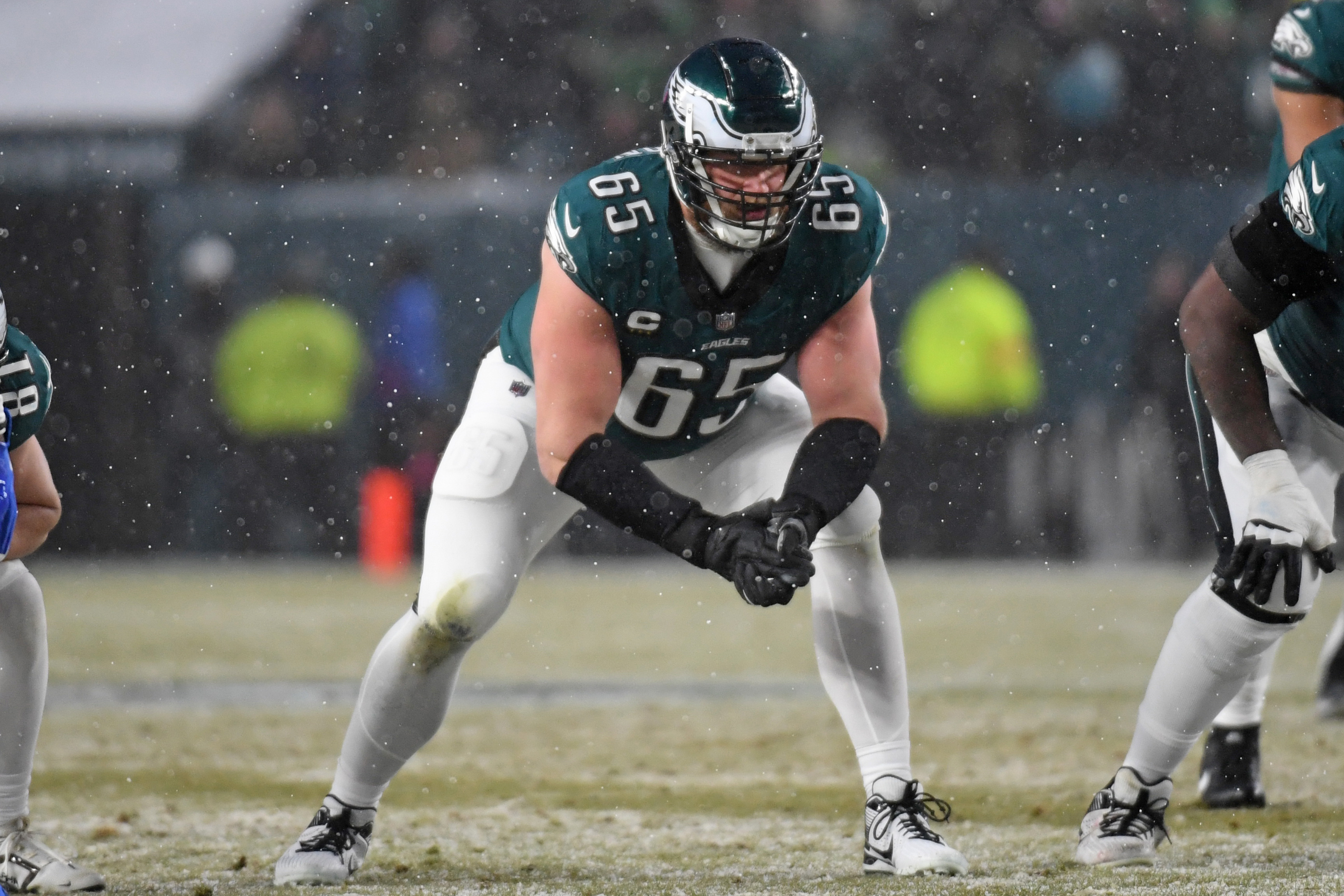 NFL Protector of the Year Odds & Favorites 2025-26: Sewell Leads Johnson, Williams