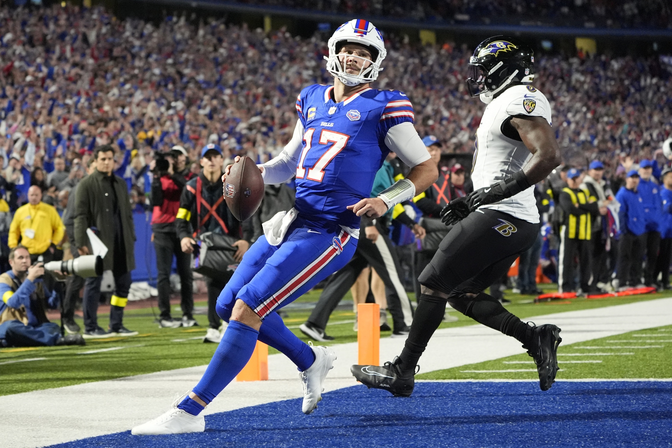 NFL MVP Odds: Allen, Jackson Dominate in Week 1; Rodgers Excels in Steelers' Debut as Long Shot