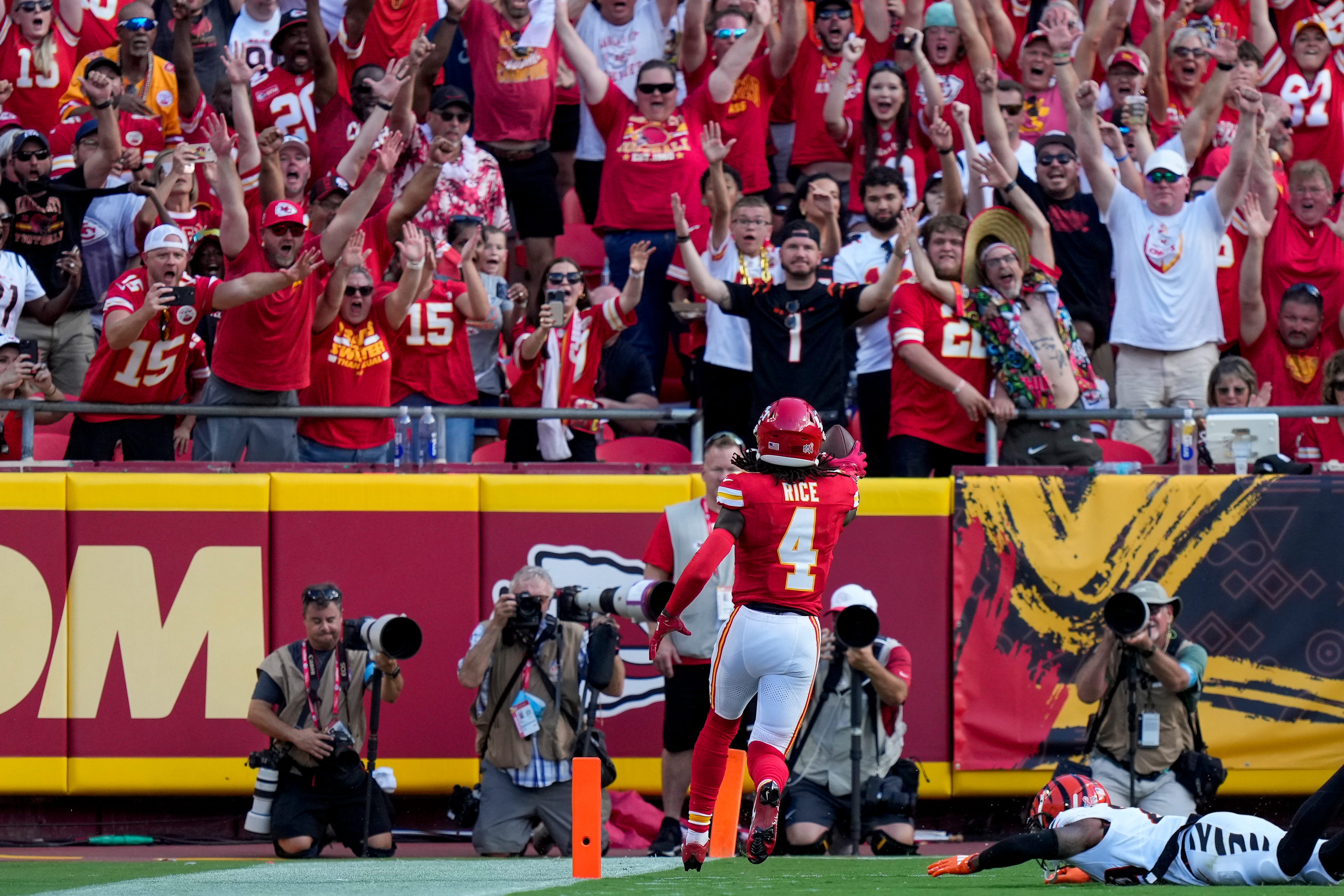 Chiefs vs. Falcons SNF Parlay: Sunday Night Football SGP Odds