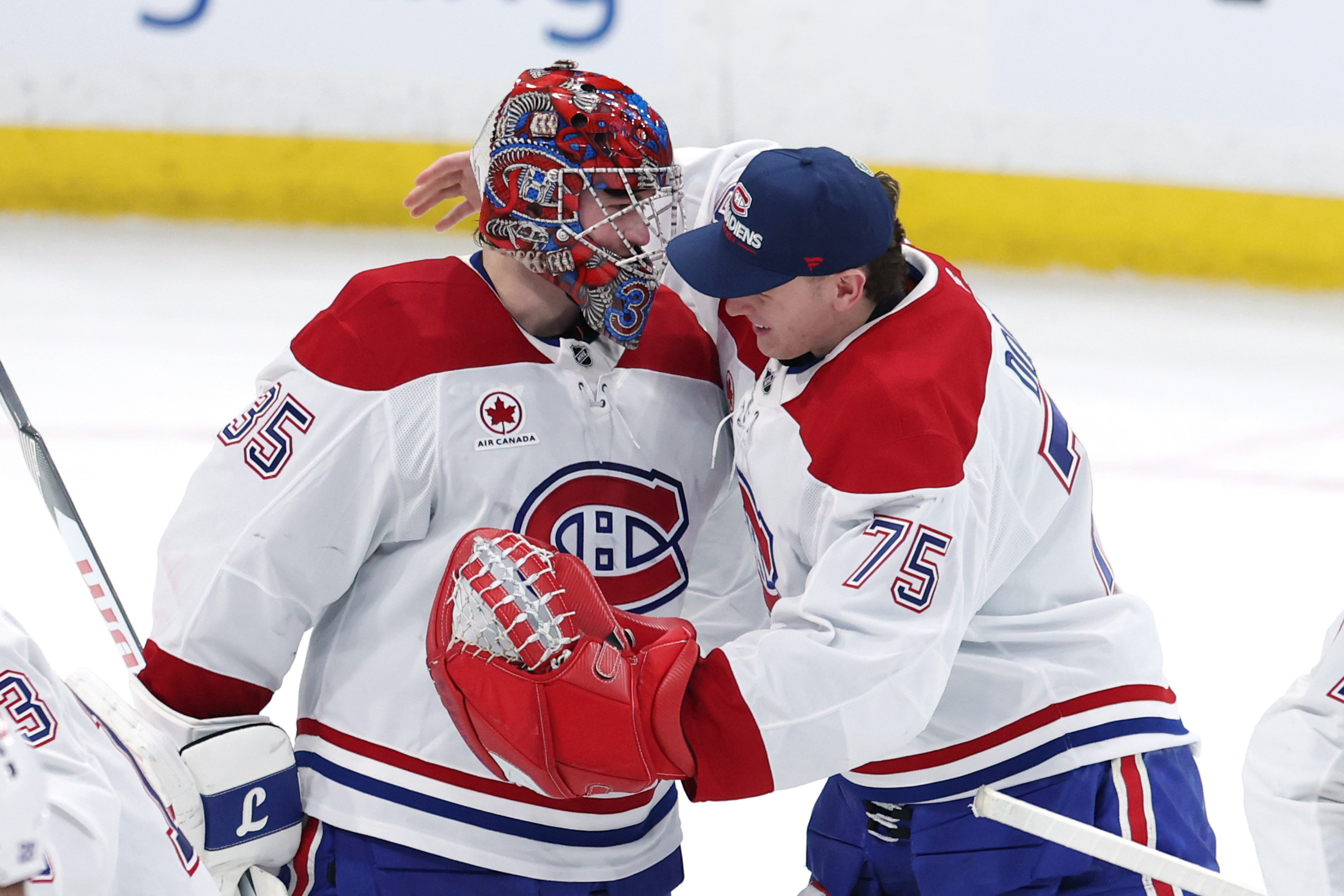 Montreal Canadiens goaltenders celebrate a victory as we look at a push to get a coalition to regulate iGaming in the province.