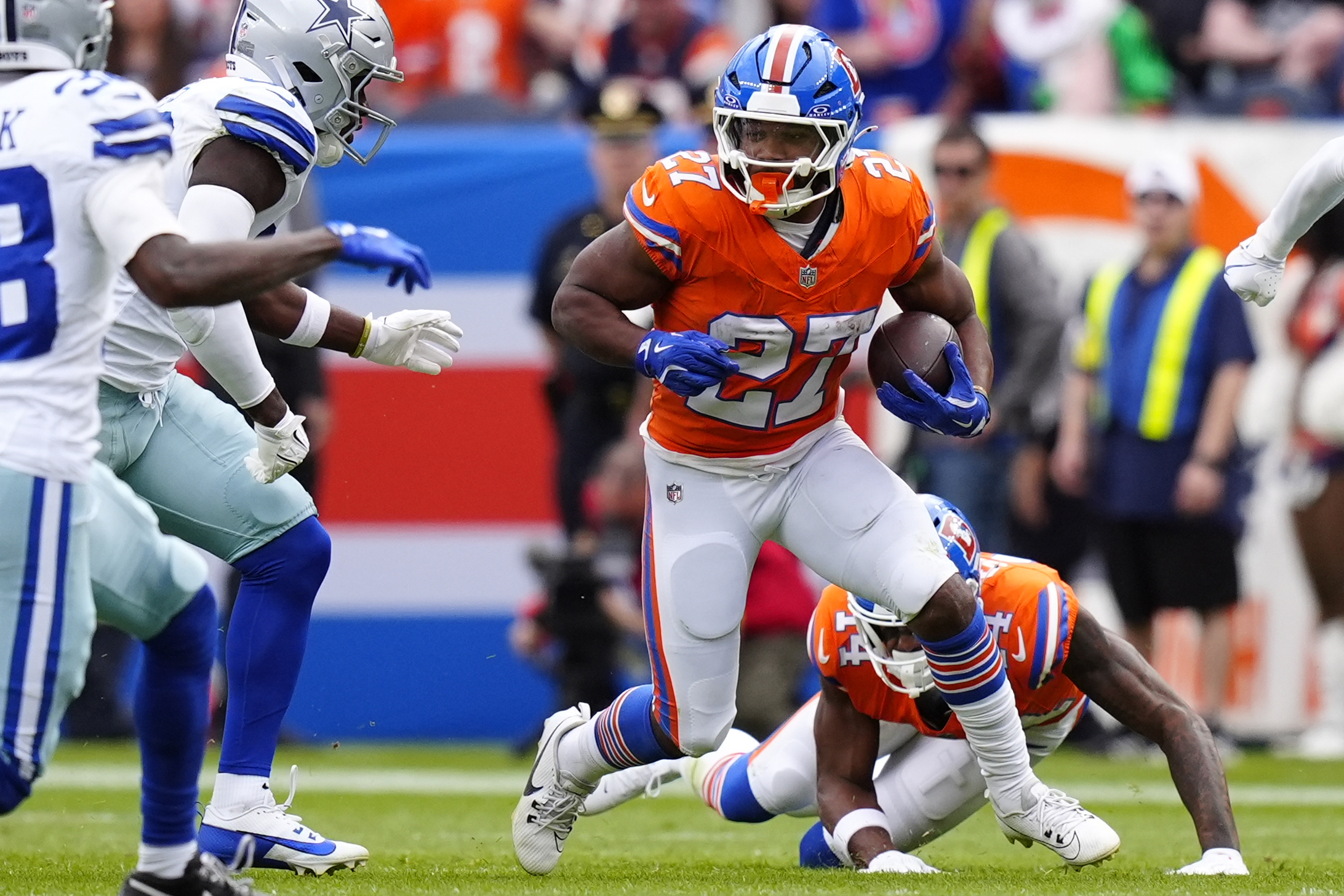 NFL Predictions Week 10: Best Bets & Odds for Thursday Night Football