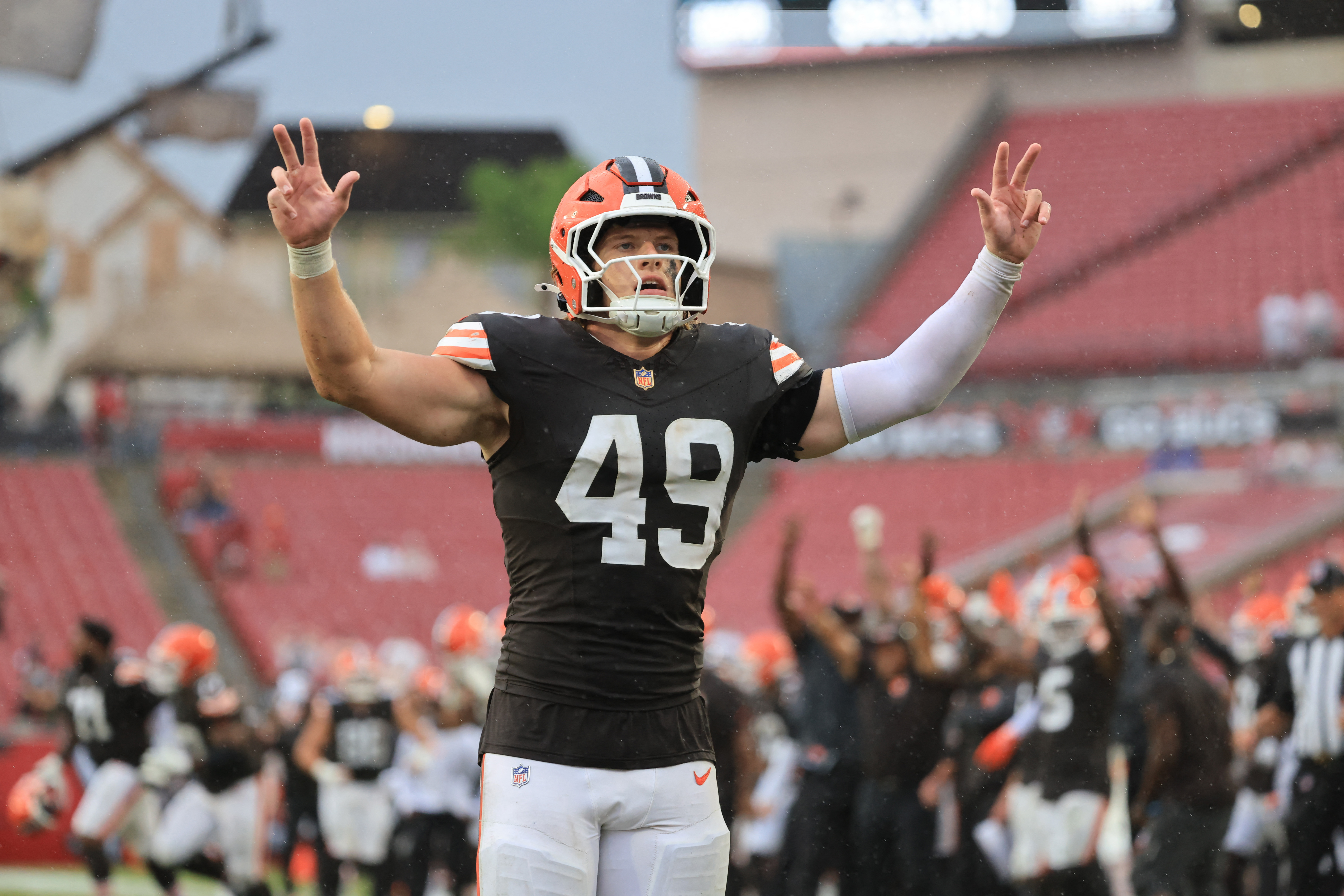 Cleveland Browns linebacker Carson Schwesinger reacts as we look at the big week for sportsbooks in Week 2