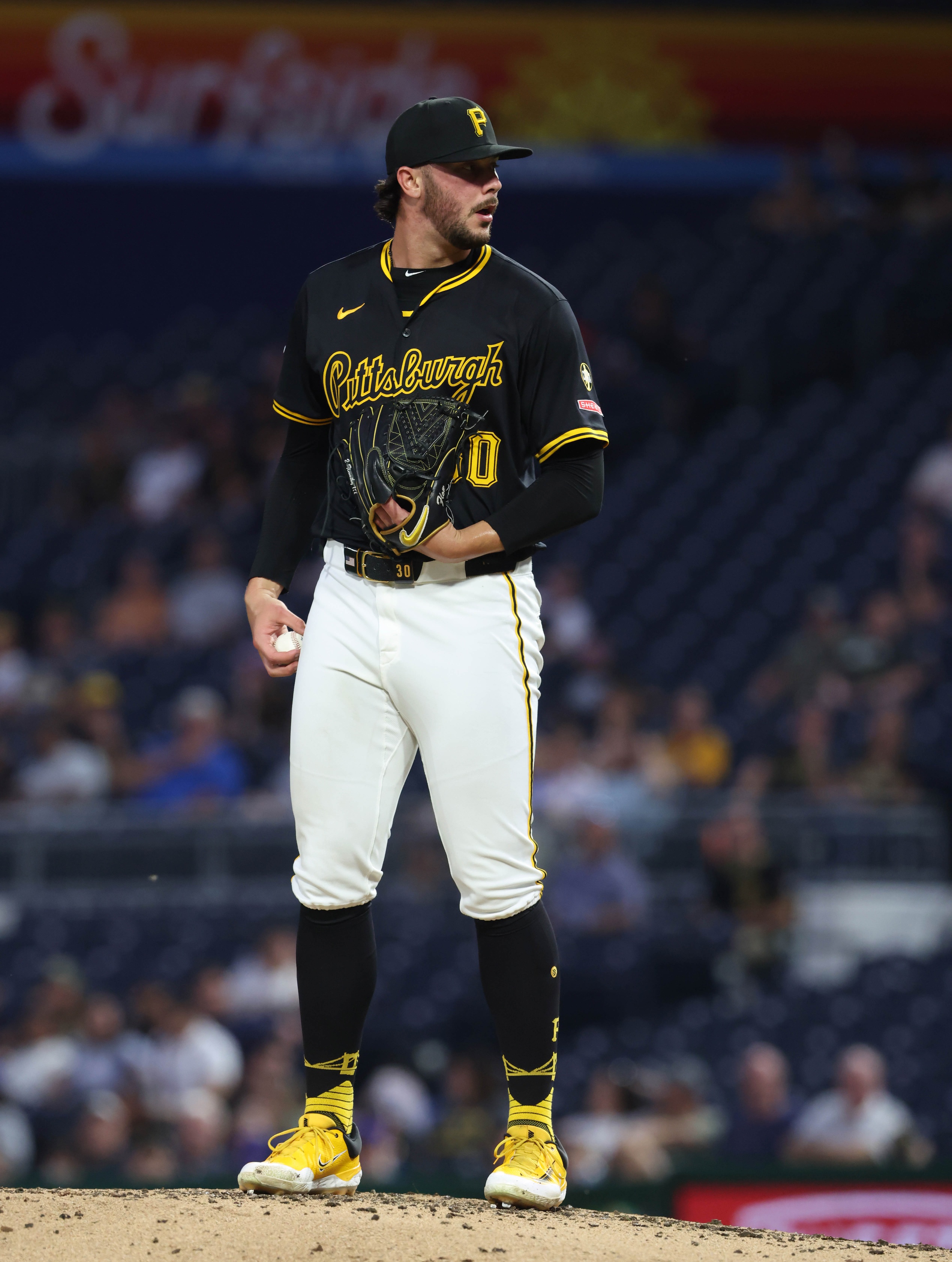 Pirates vs. Reds Prediction, Odds & Expert Picks: MLB Best Bets for Tonight Sept. 24