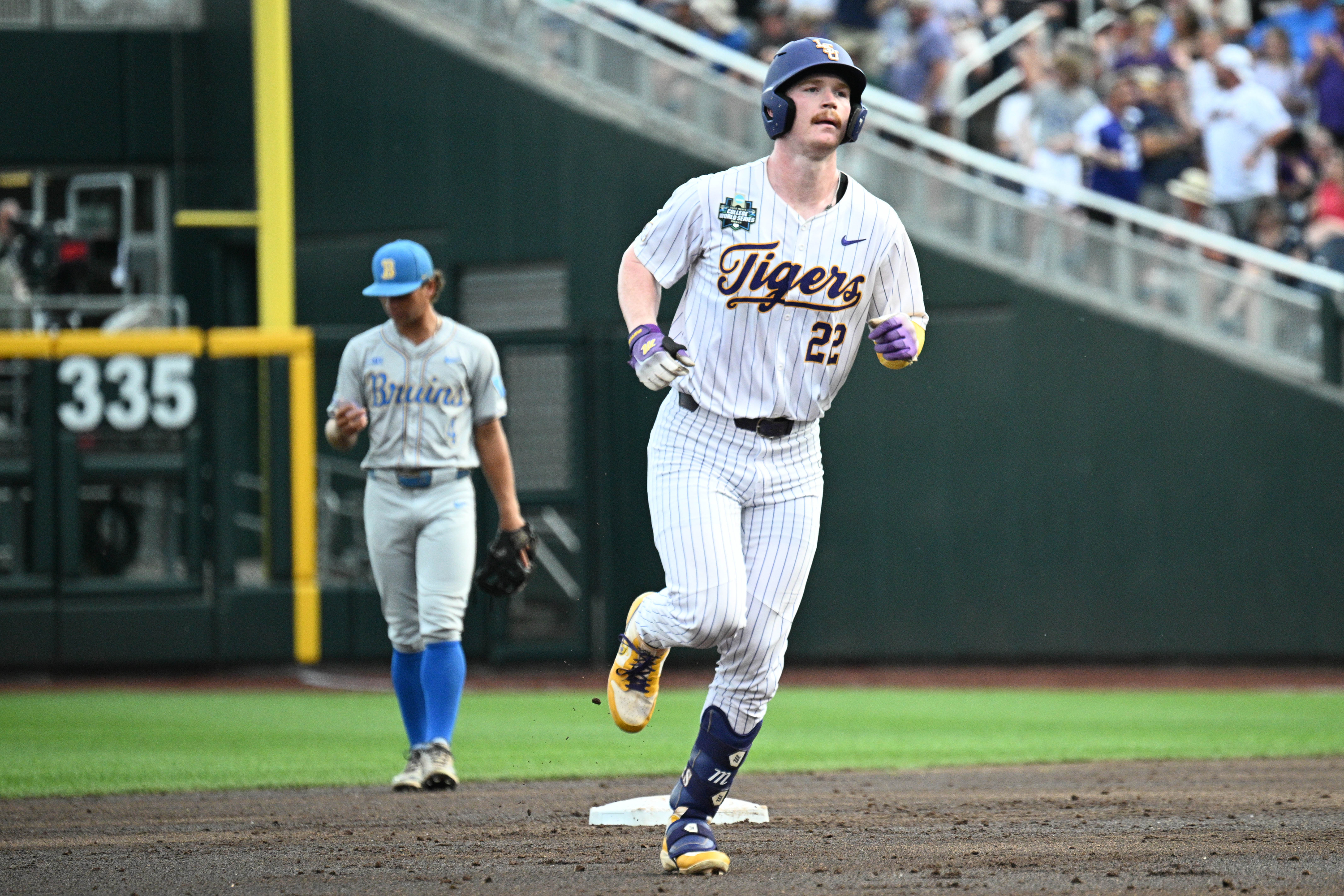 UCLA vs. LSU Predictions, Odds & Best Bet: LSU Up 5-3