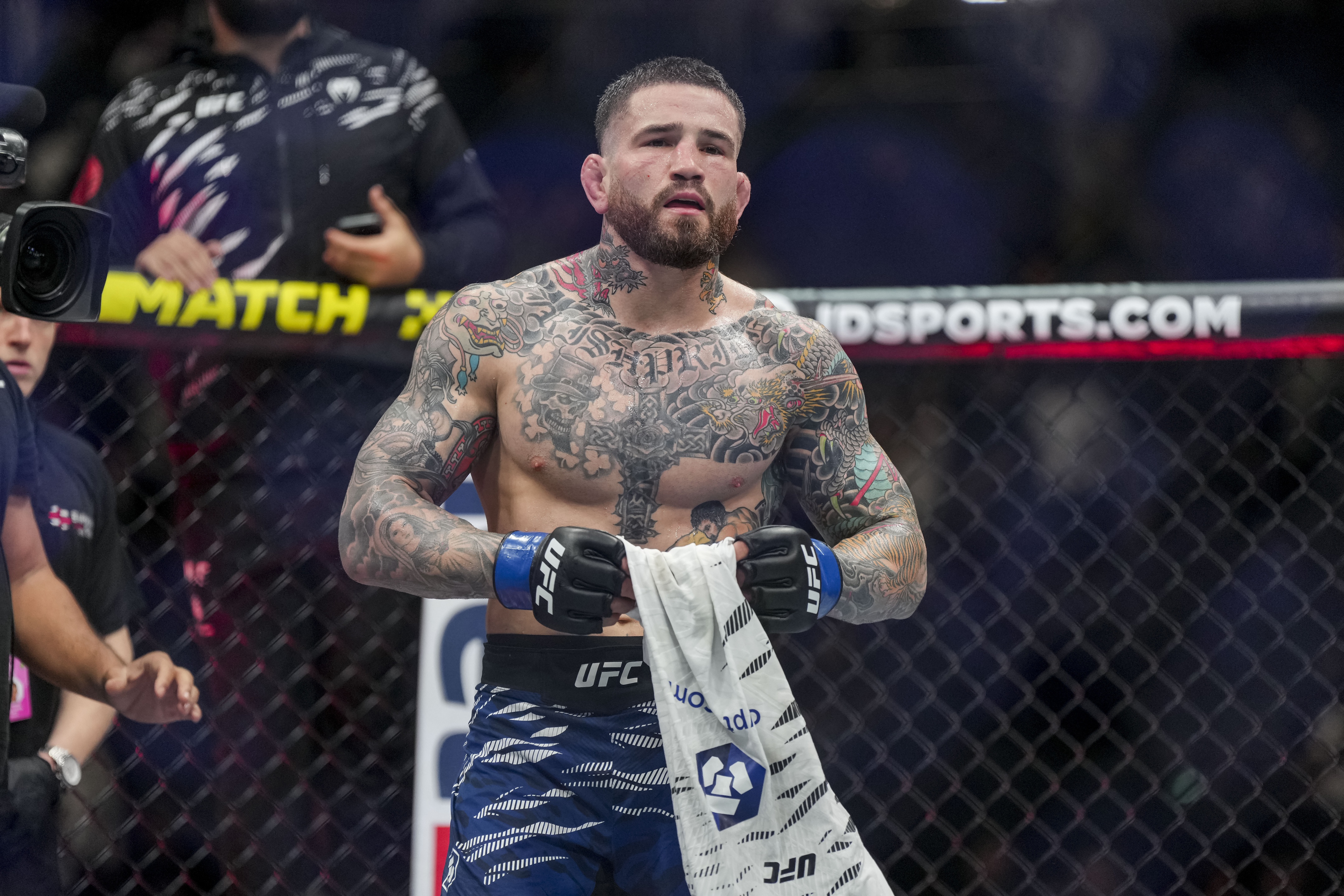 Sean Brady fights as we make our best Brady vs. Morales prediction