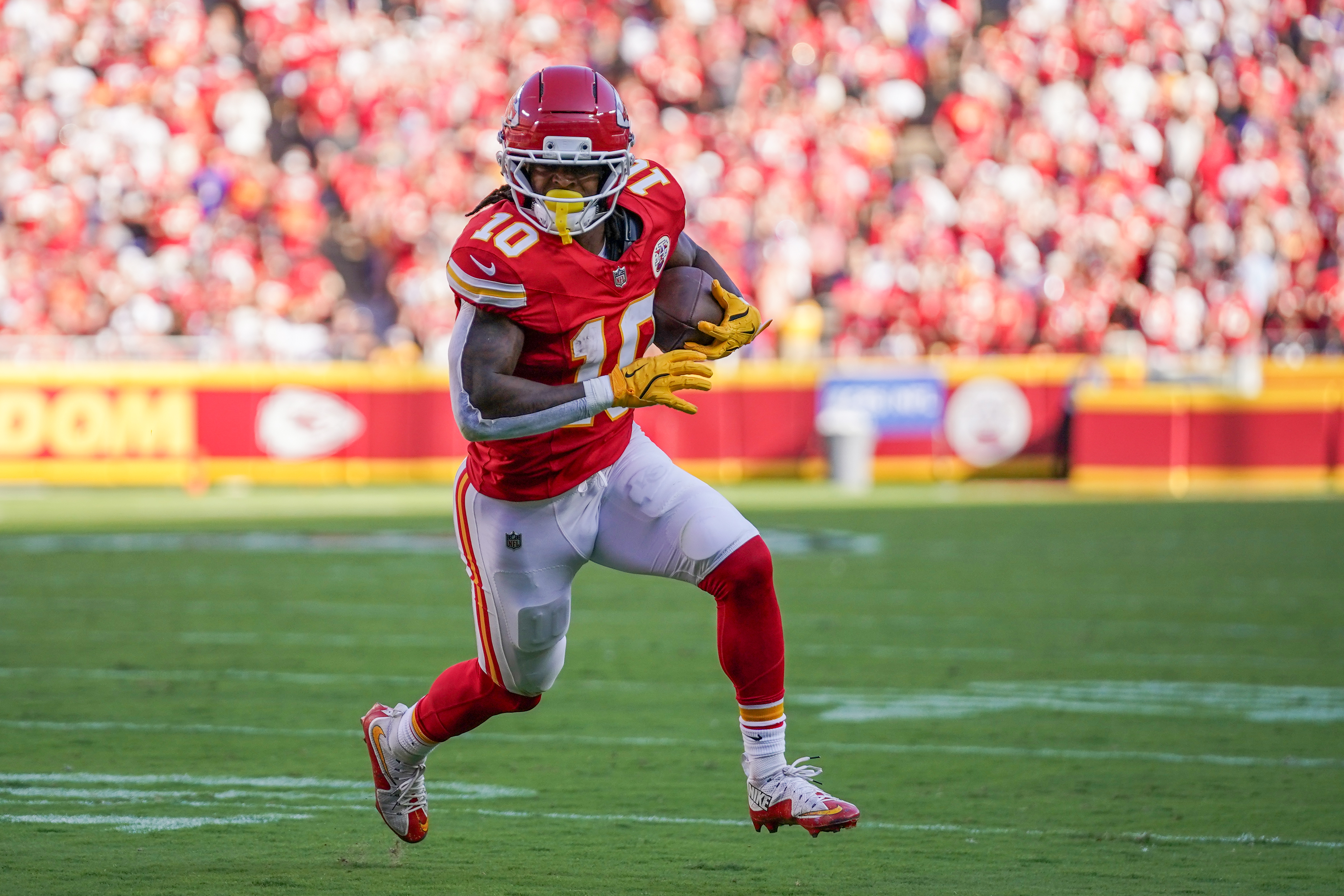 Chiefs vs. Jaguars Parlay Picks for Monday Night Football: MNF Picks & SGP Odds