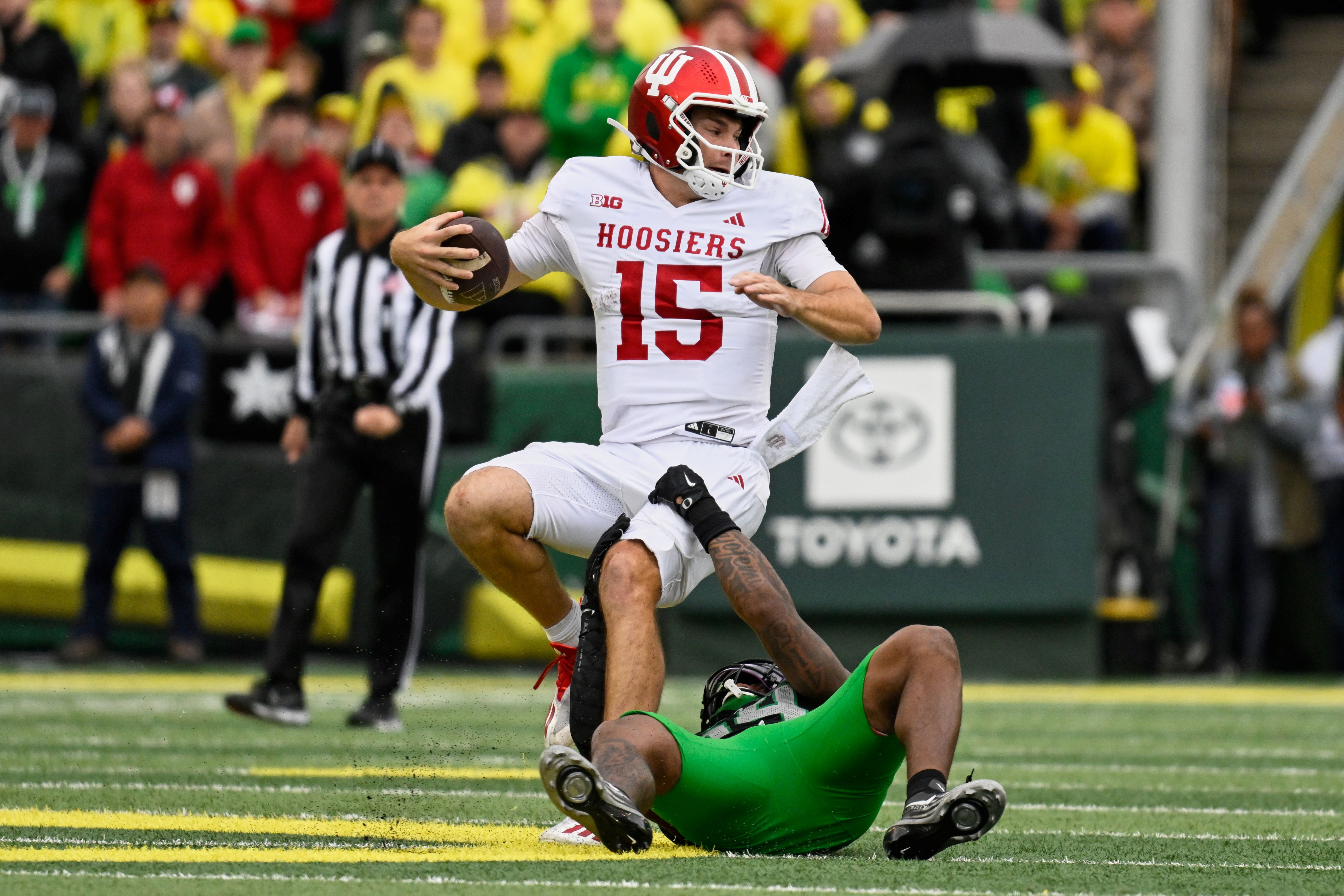 Oregon Ducks linebacker Jerry Mixon sacks Indiana Hoosiers quarterback Fernando Mendoza as we make our best CFP predictions.