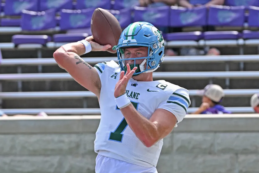 Quarterback Michael Pratt of the Tulane Green Wave warms up before a game against the Kansas State Wildcats.