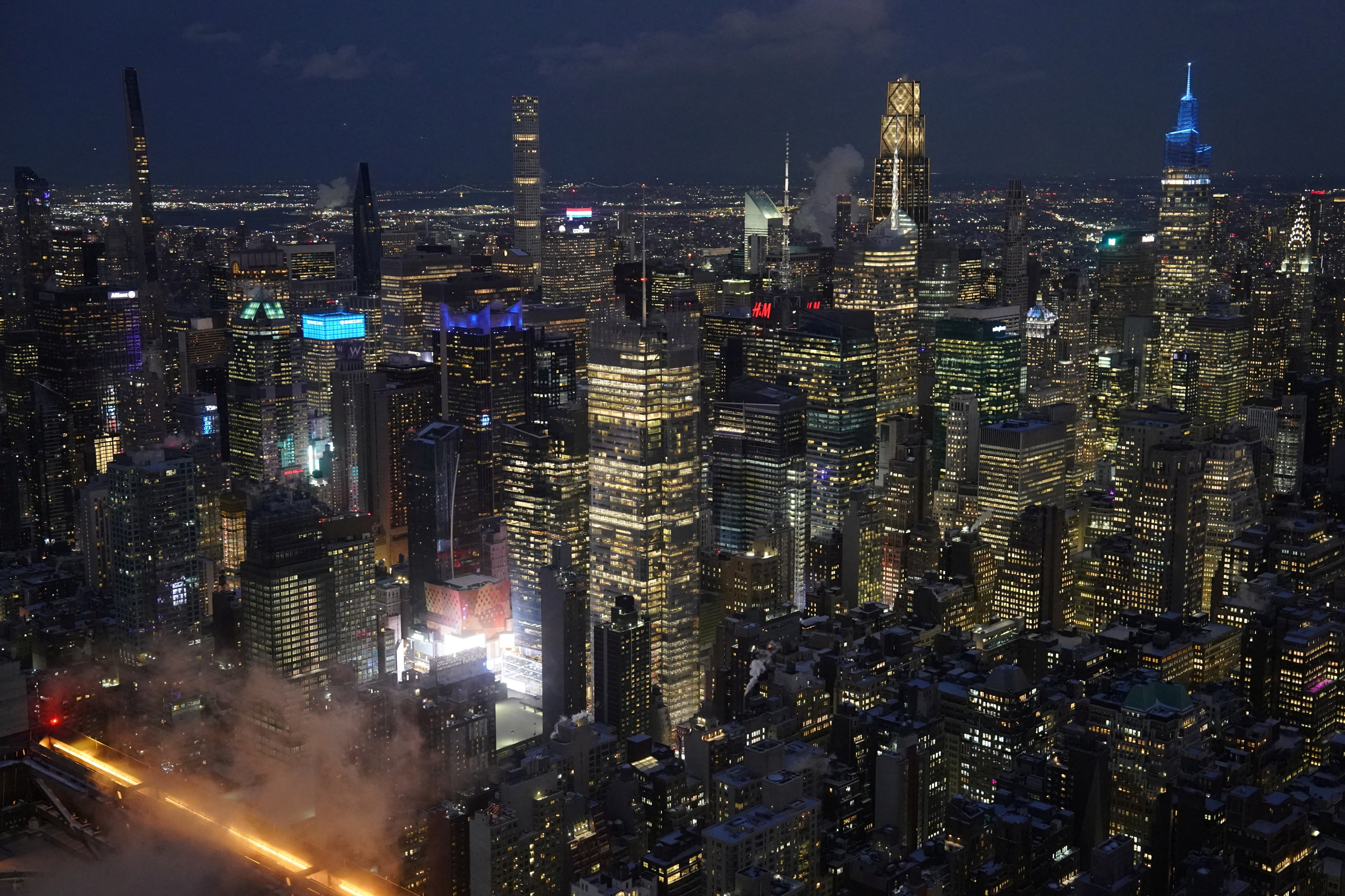 The Midtown Manhattan skyline as we look at Kalshi's increased lobbying in New York