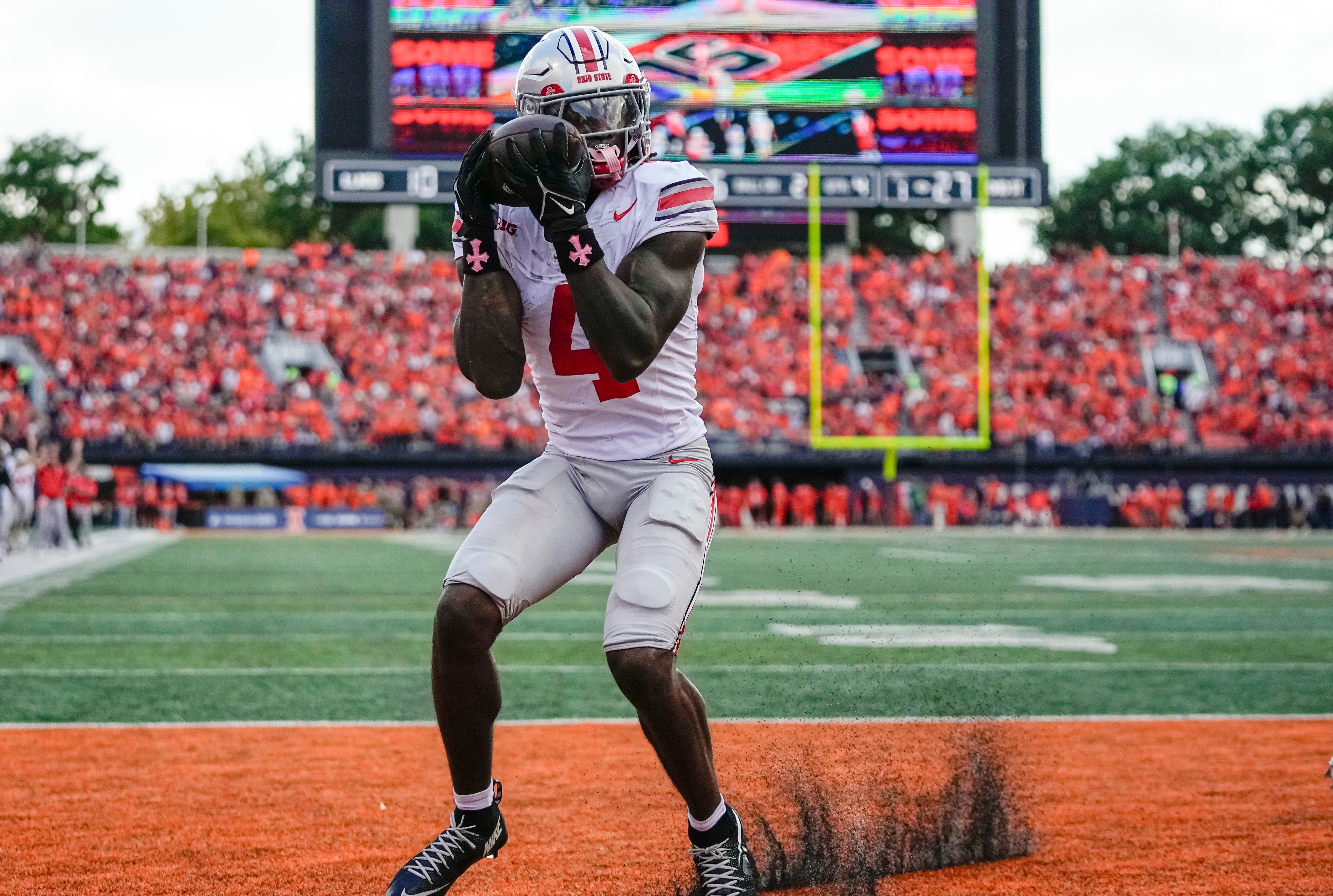 Ohio State vs. Wisconsin Prediction, Picks & Odds: Who'll Win in College Football Week 8?