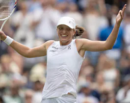 Iga Swiatek vs. Belinda Bencic Prediction, Odds & Best Bet: Wimbledon 2025 Expert Picks