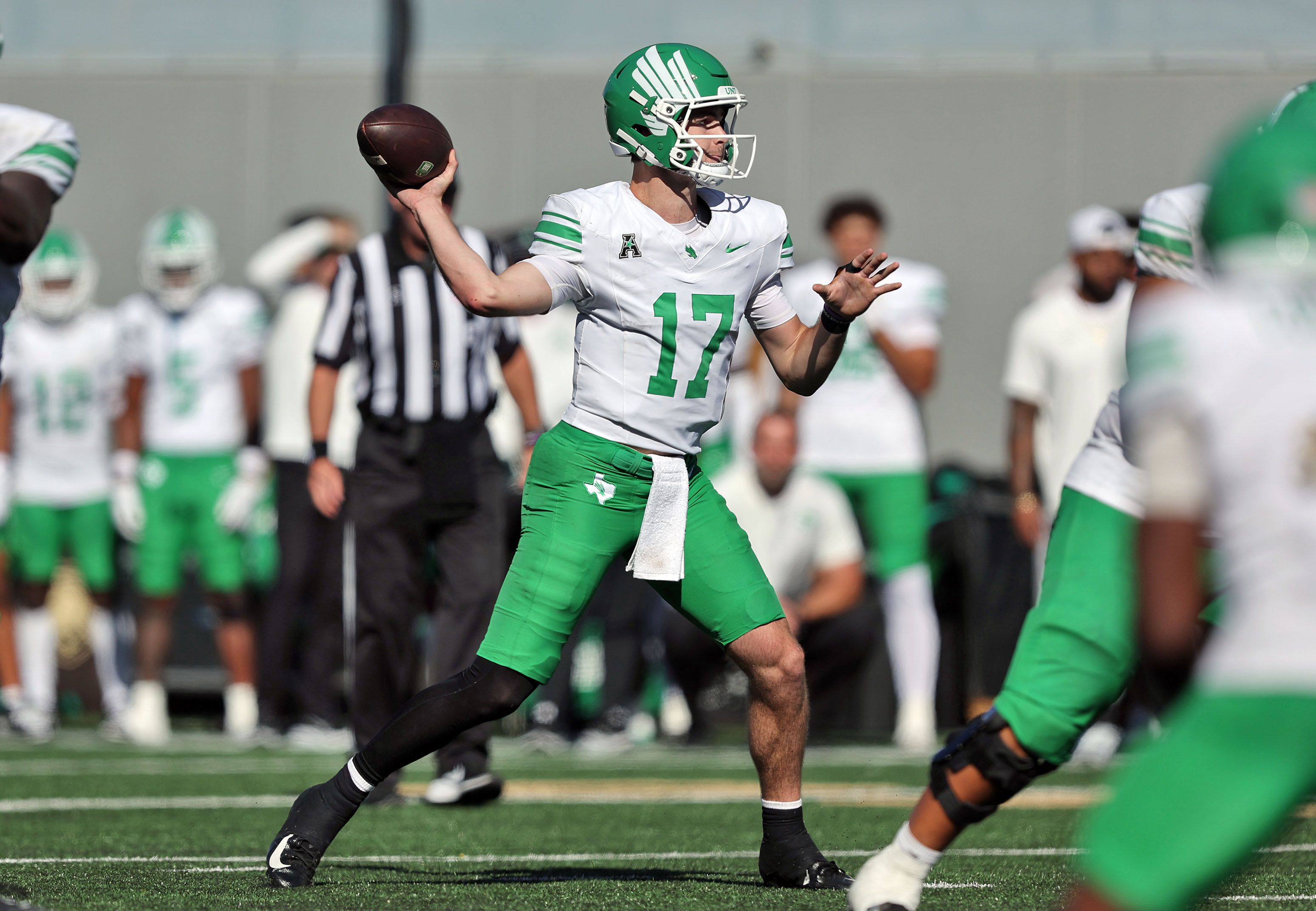 South Florida vs. North Texas Prediction, Picks & Odds: College Football Week 7
