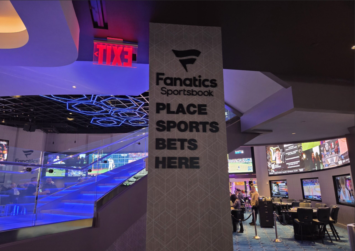 Fanatics Sportsbook at Mohegan Sun Casino & Resort as we look at March Madness vs. Market Madness.