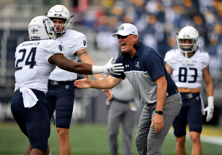 Western Kentucky vs. Old Dominion Prediction, Pick & Odds: Famous Toastery Bowl