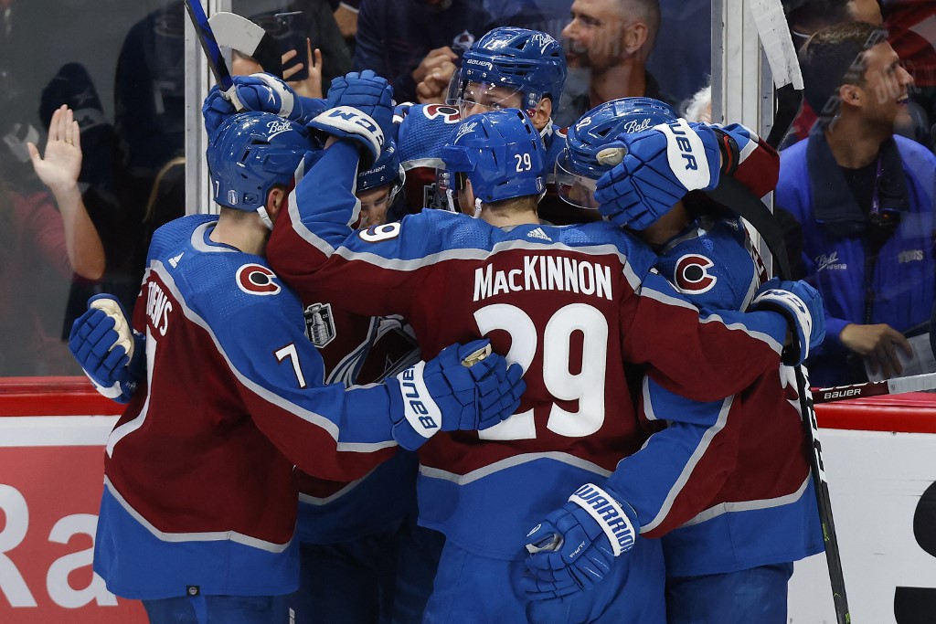Top NHL Same Game Parlay Picks for Avalanche vs. Lightning Game 6
