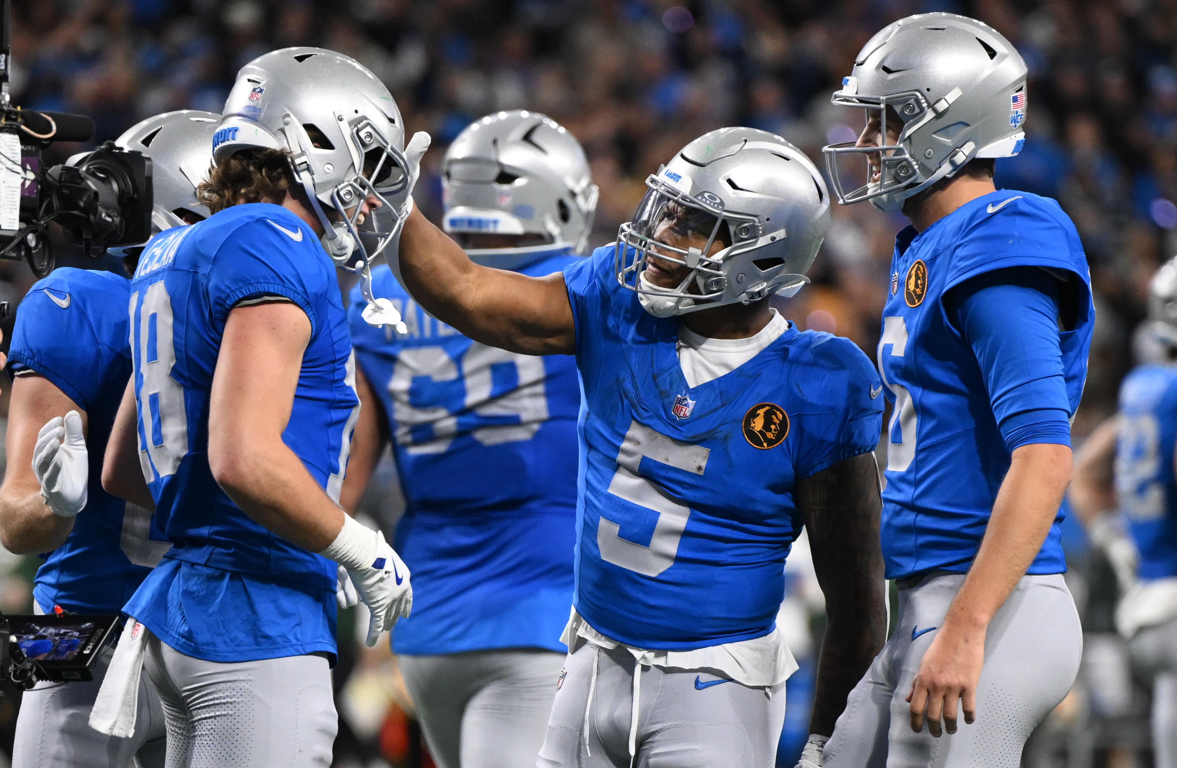 Cowboys vs. Lions Predictions & Best Bets for Thursday Night Football Tonight