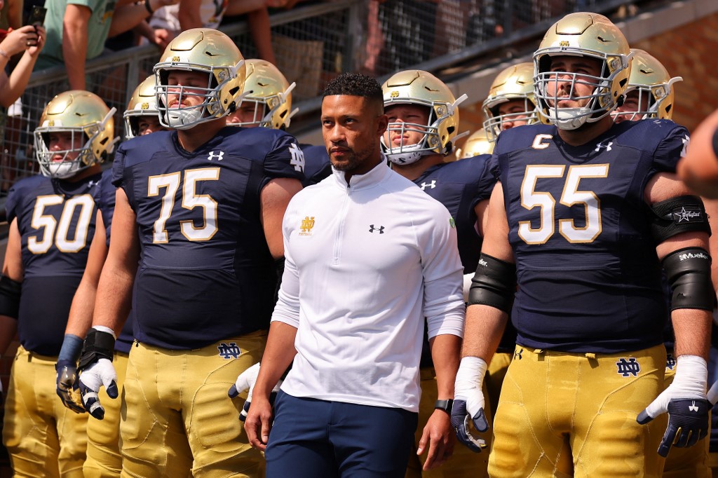 California Vs. Notre Dame Football: Point Spread & Betting Odds