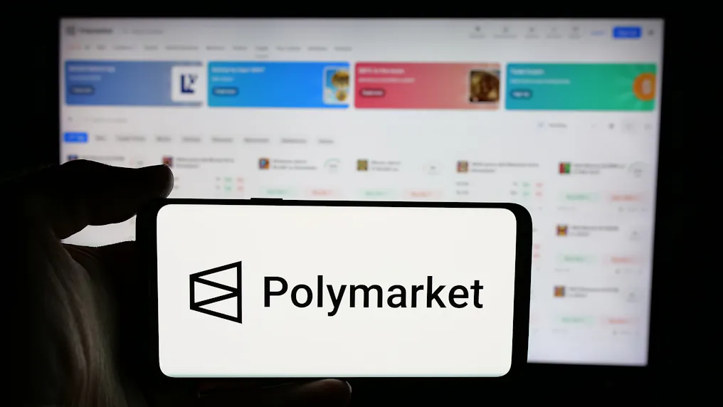 Polymarket's US Relaunch Faces Delay Due to Government Shutdown