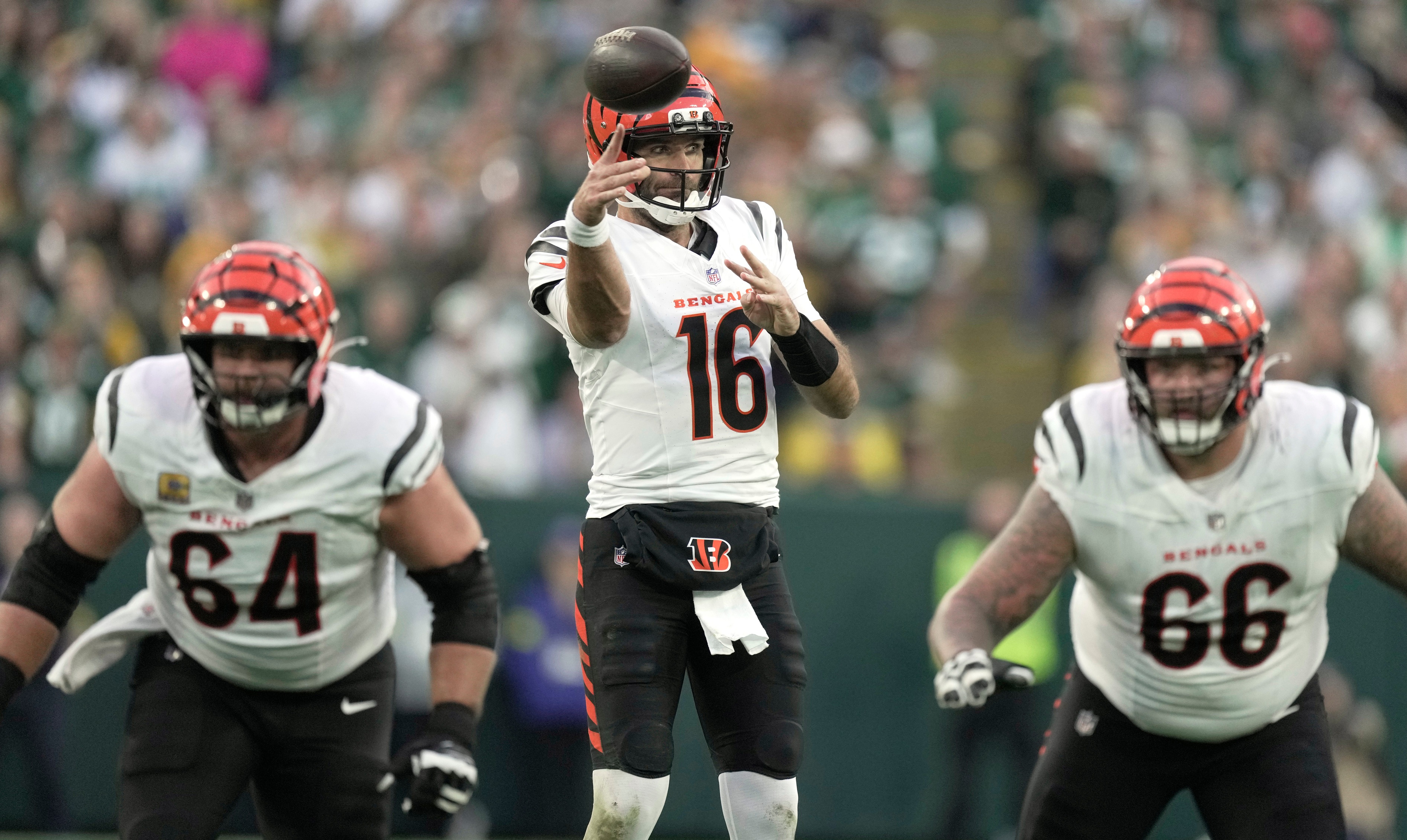 Steelers vs. Bengals Prediction & Odds: Tonight's Picks for Week 7 Thursday Night Football