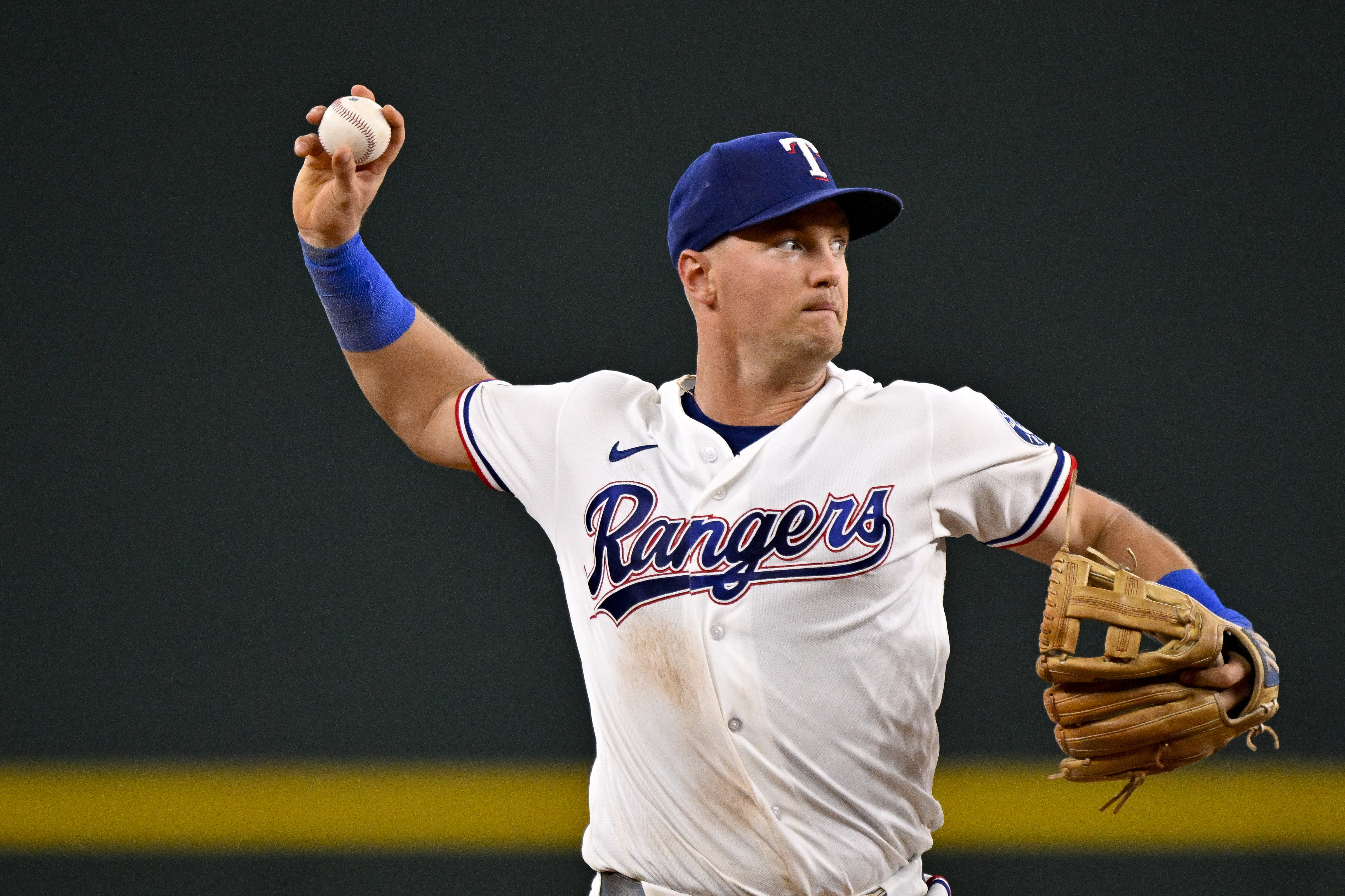 ⚾ Rangers vs. Angels Prediction: Tonight's MLB Odds, Expert Picks & Parlay