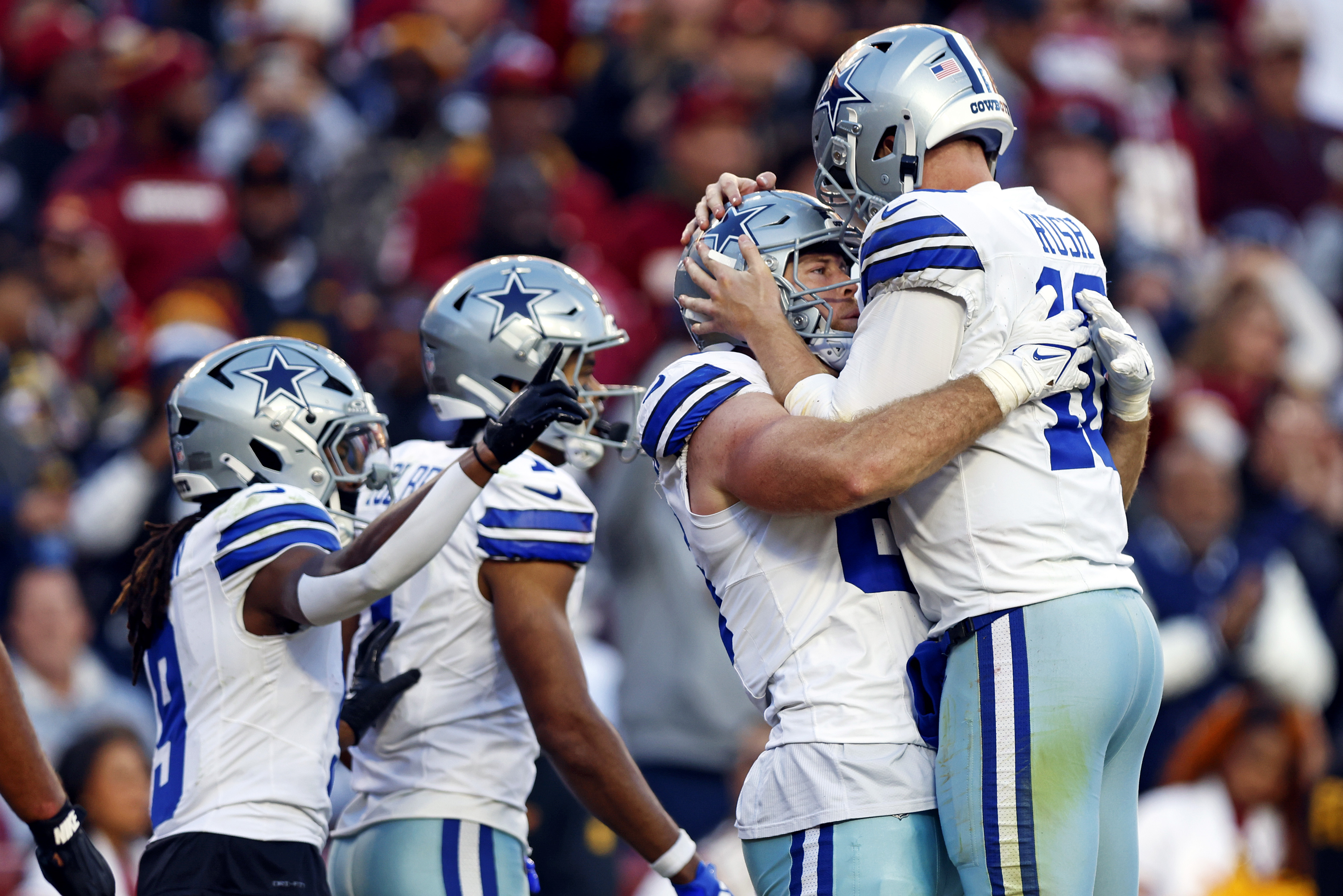 Giants vs. Cowboys Early Picks, Predictions & Odds for Thanksgiving Week 13