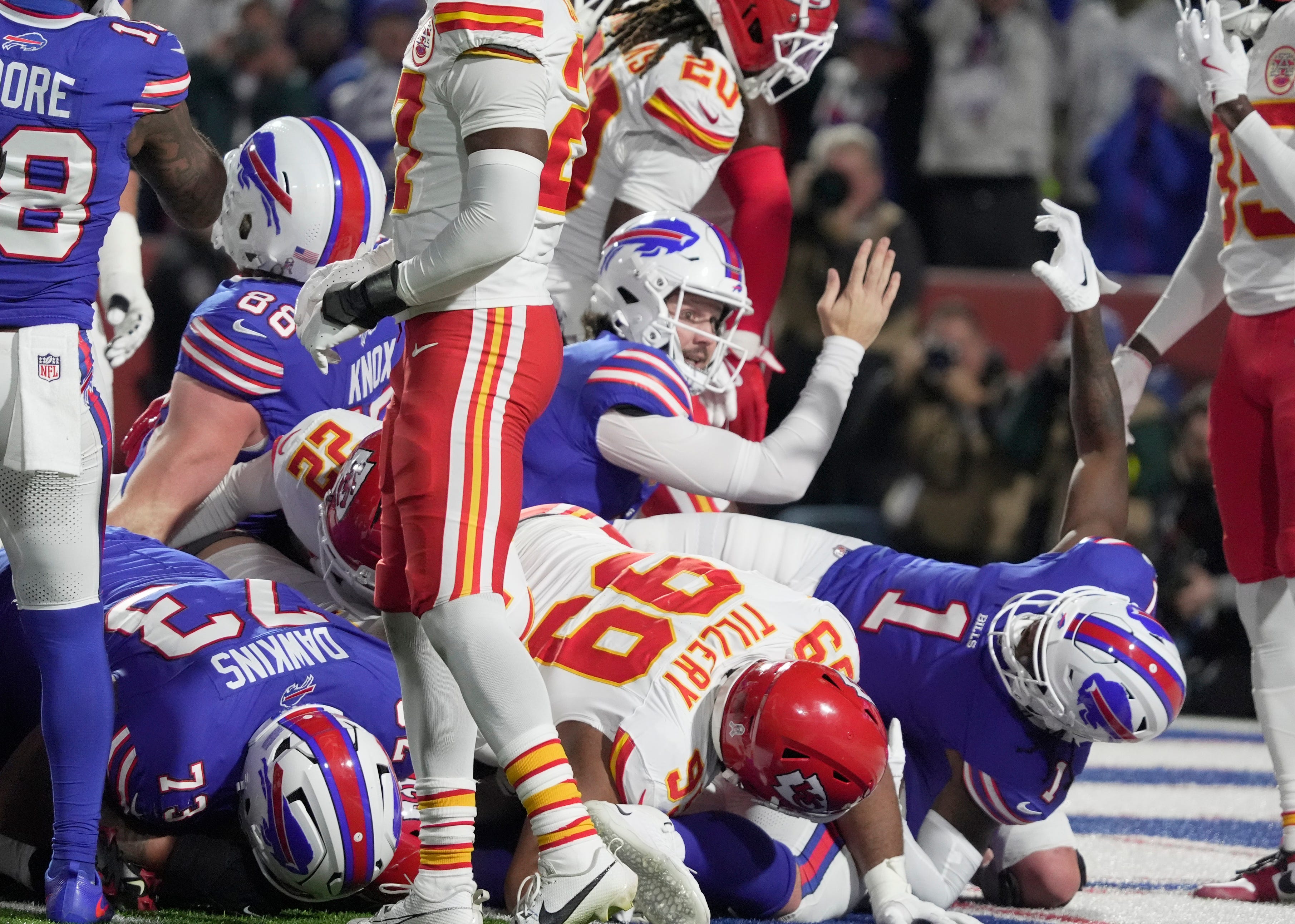 Super Bowl Odds 2026: Bills Back Atop Week 10 Odds to Win Super Bowl 60