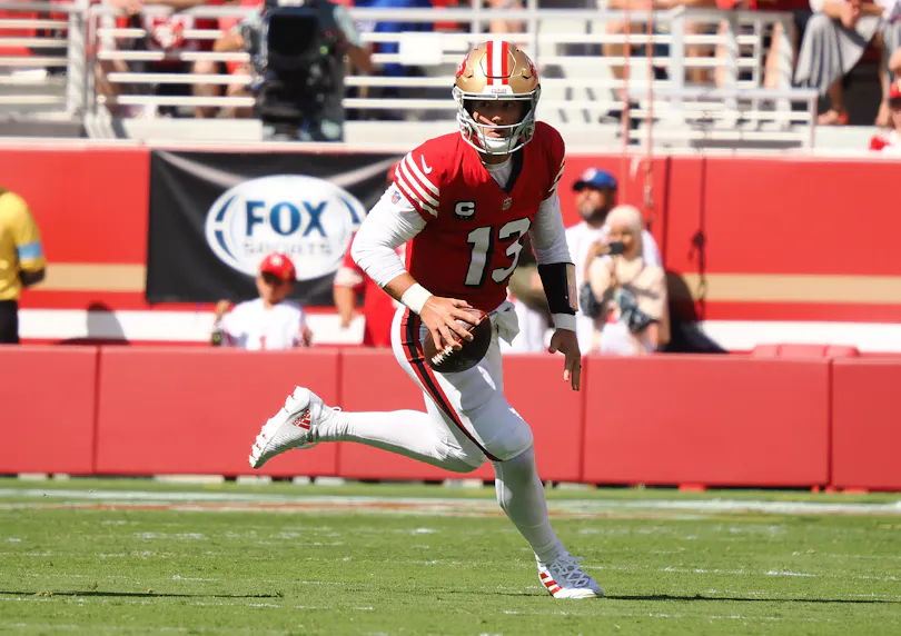 San Francisco 49ers quarterback Brock Purdy controls the ball as we offer our 49ers vs. Seahawks early picks and odds for Thursday Night Football.