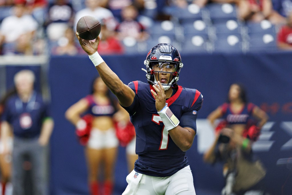 Stroud throws 1st TD as Texans top Saints in preseason finale, Stroud  named Game 1 starter