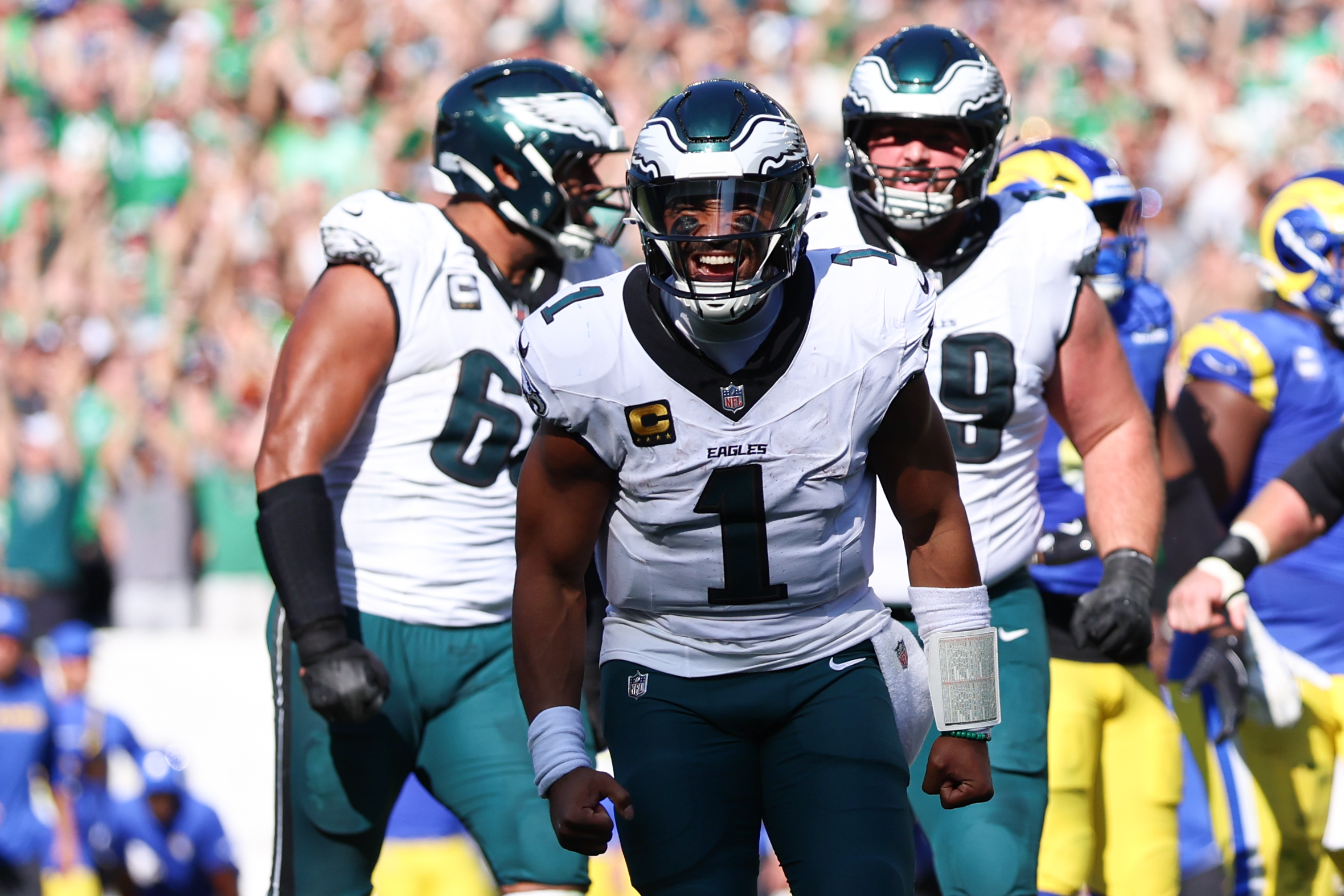Super Bowl Odds: Eagles Survive, Chargers Rise After Stunning Week 3