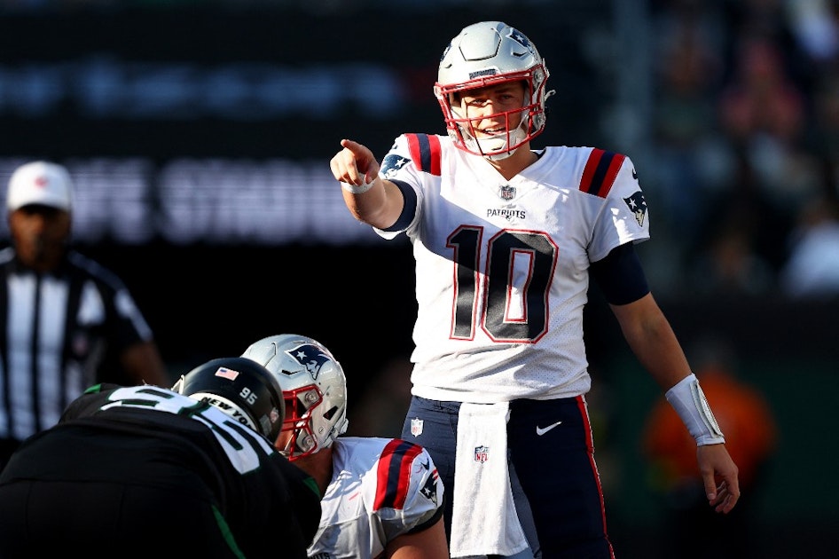 New England Patriots at Dallas Cowboys picks, odds for NFL Week 4 game