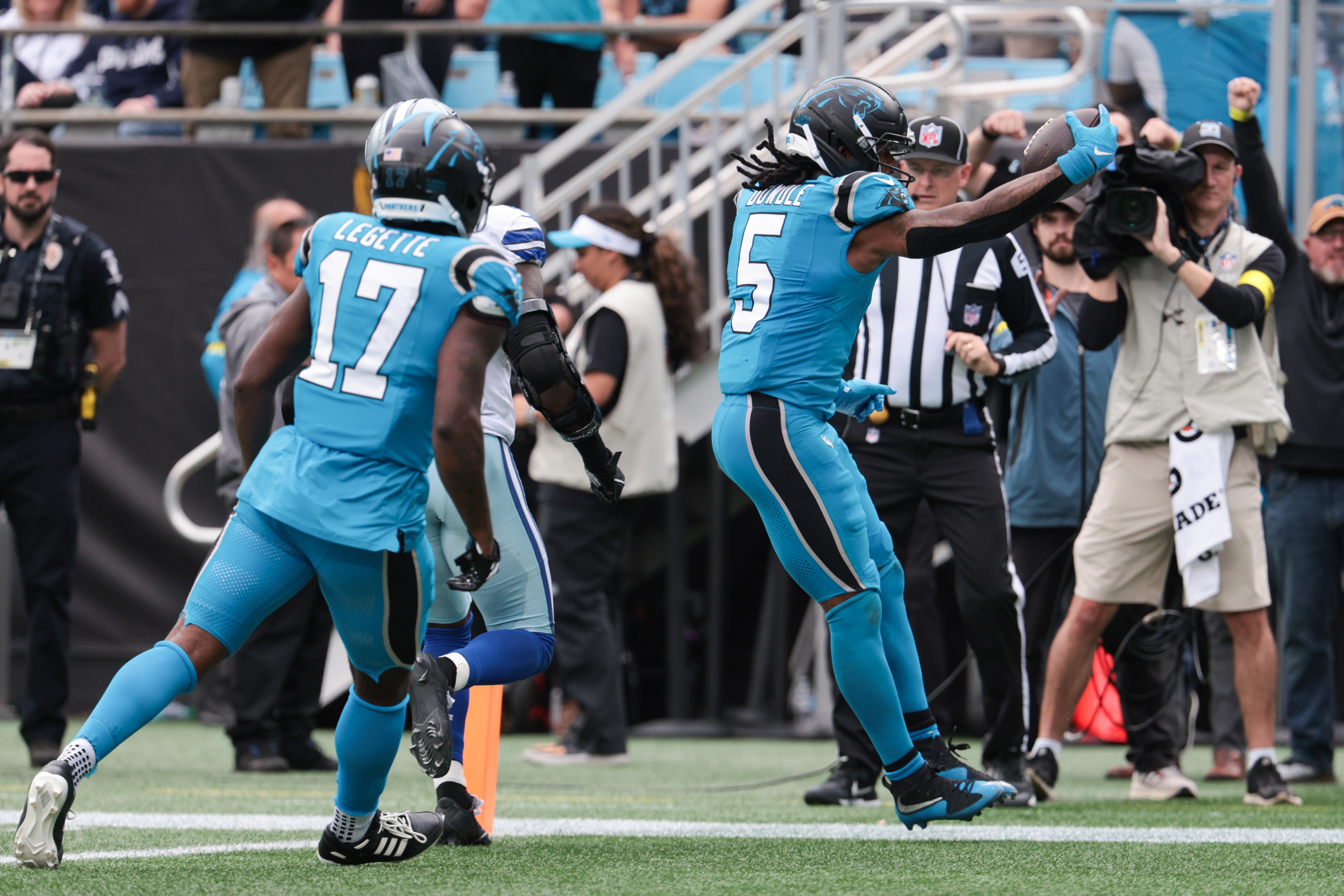 NFL 2+ Touchdown Scorer Predictions: Best TD Picks to Score Twice on Sunday